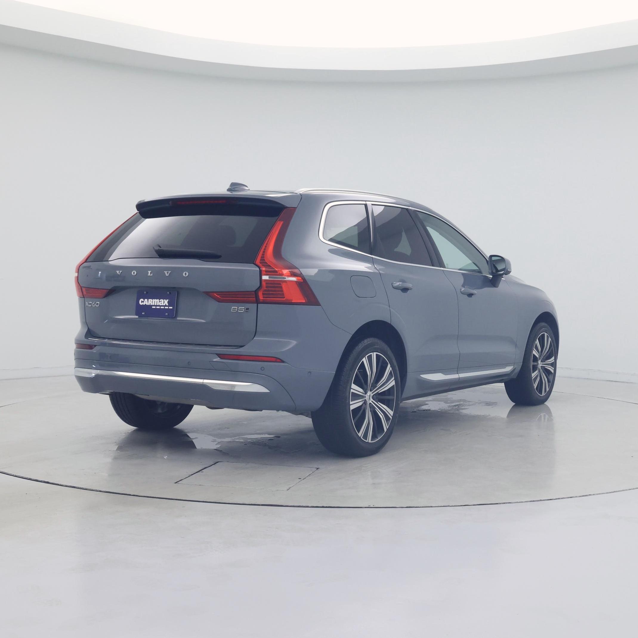 Thumbnail: 2023 Volvo XC60 - 8