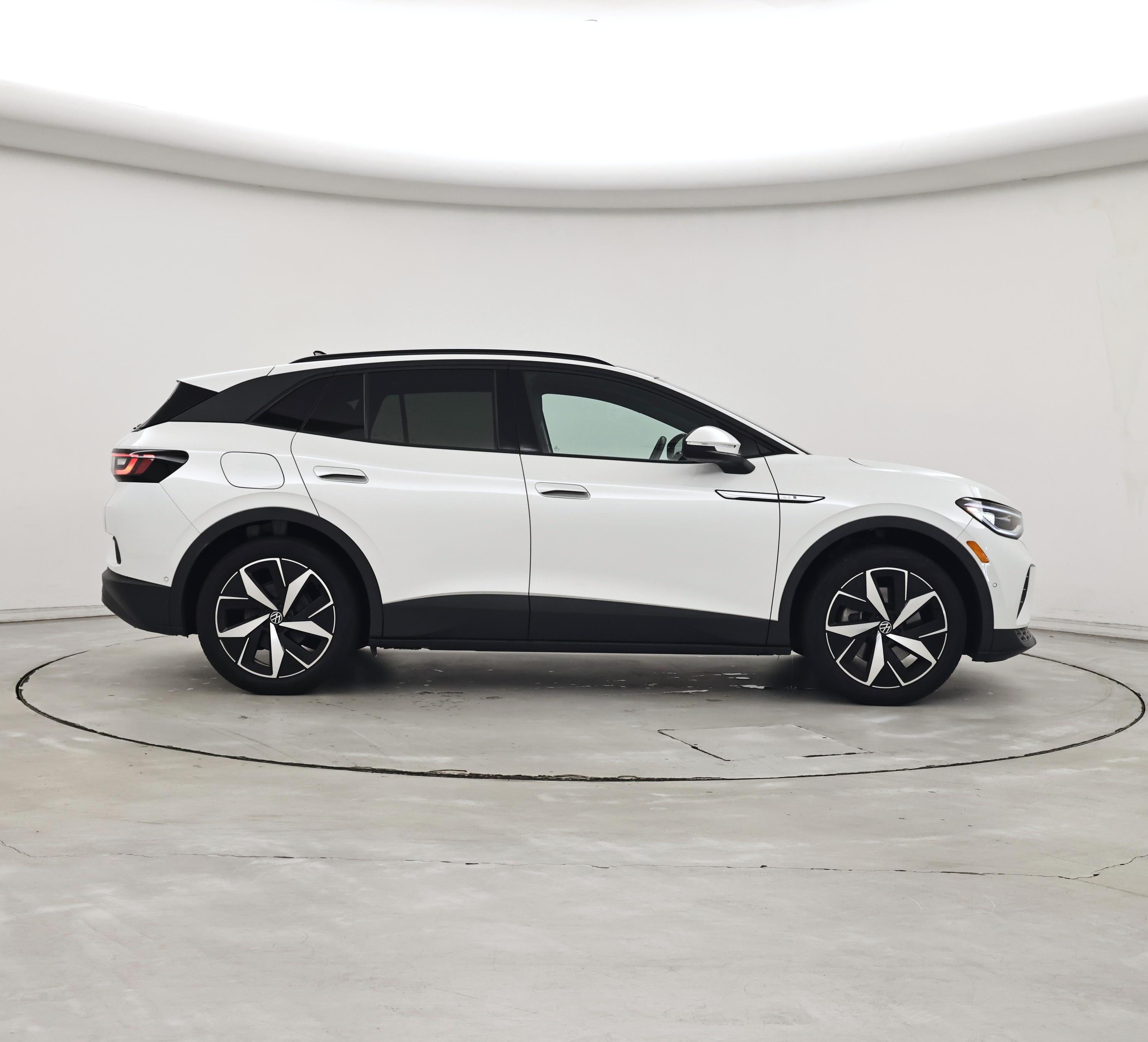 Thumbnail: 2023 Volkswagen ID.4 - 7