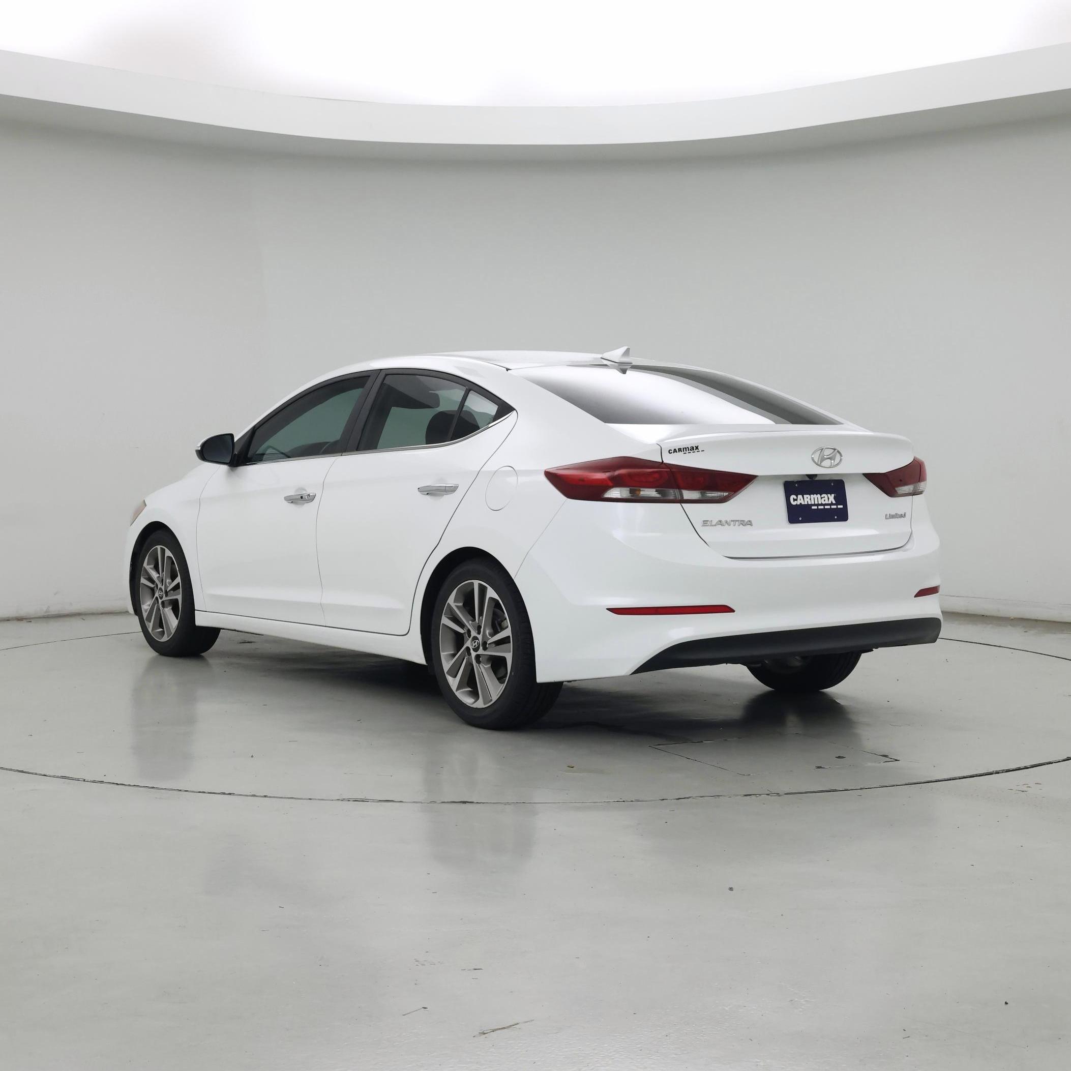 Thumbnail: 2017 Hyundai Elantra - 2