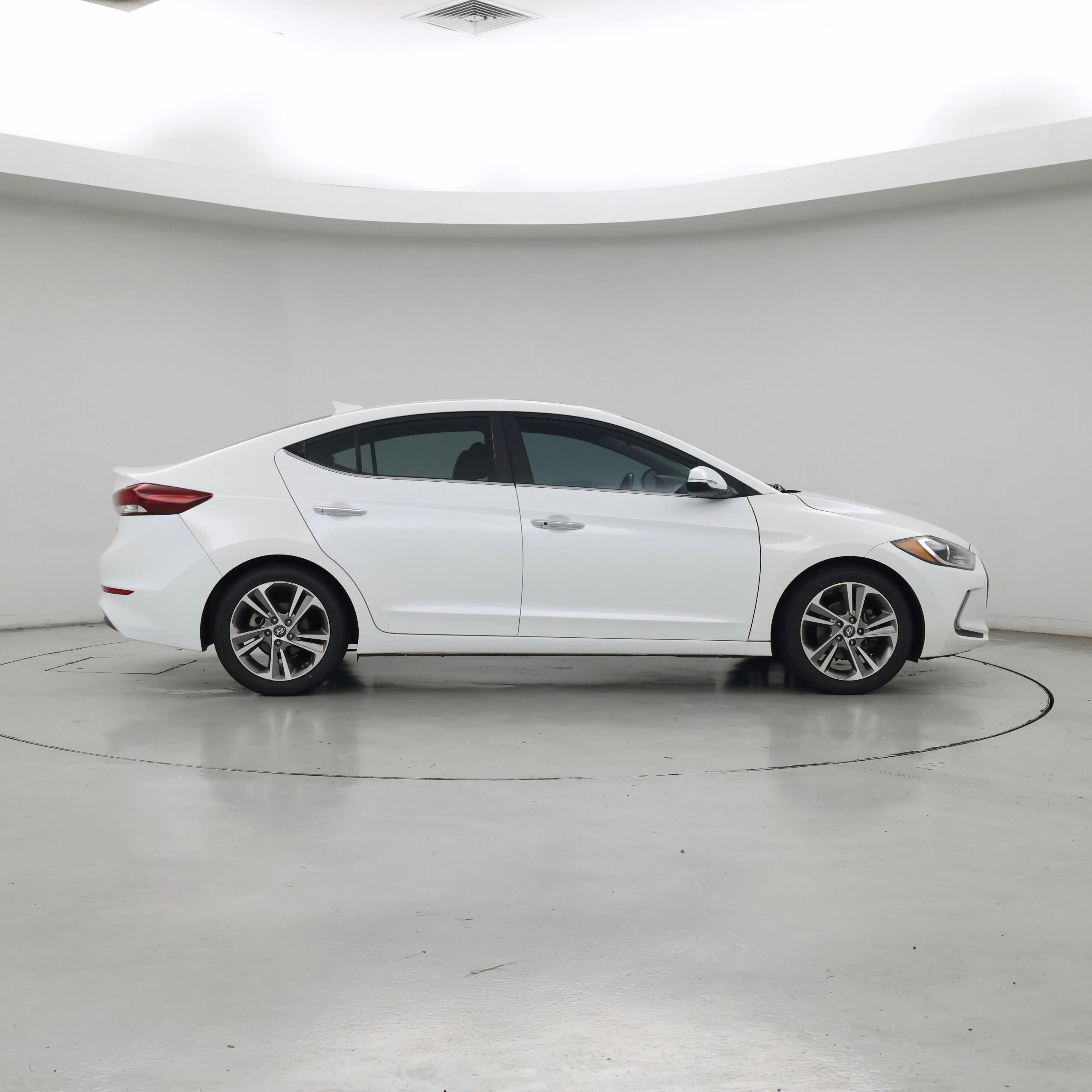 Thumbnail: 2017 Hyundai Elantra - 7