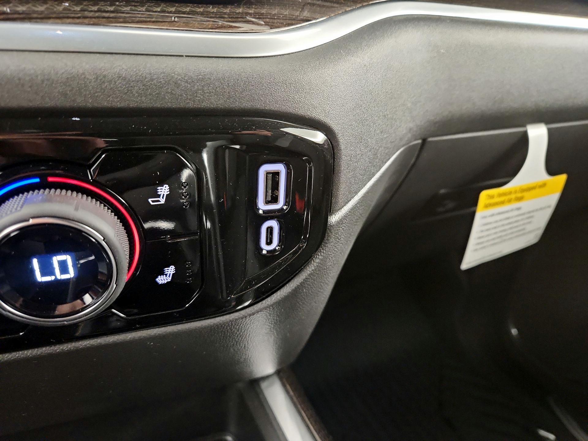 Thumbnail: 2026 Chevrolet Silverado 1500 - 19
