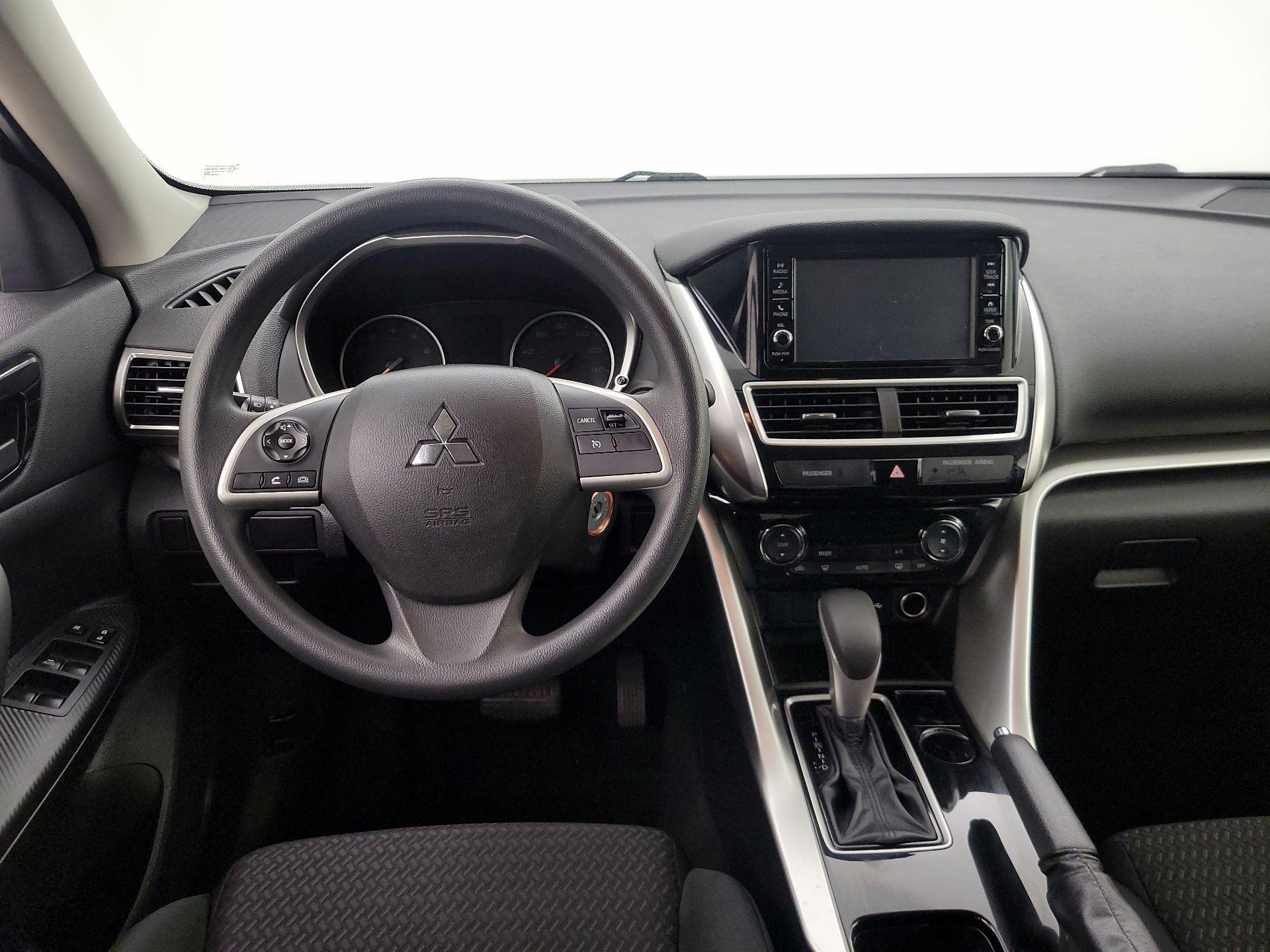 Thumbnail: 2019 Mitsubishi Eclipse Cross - 10