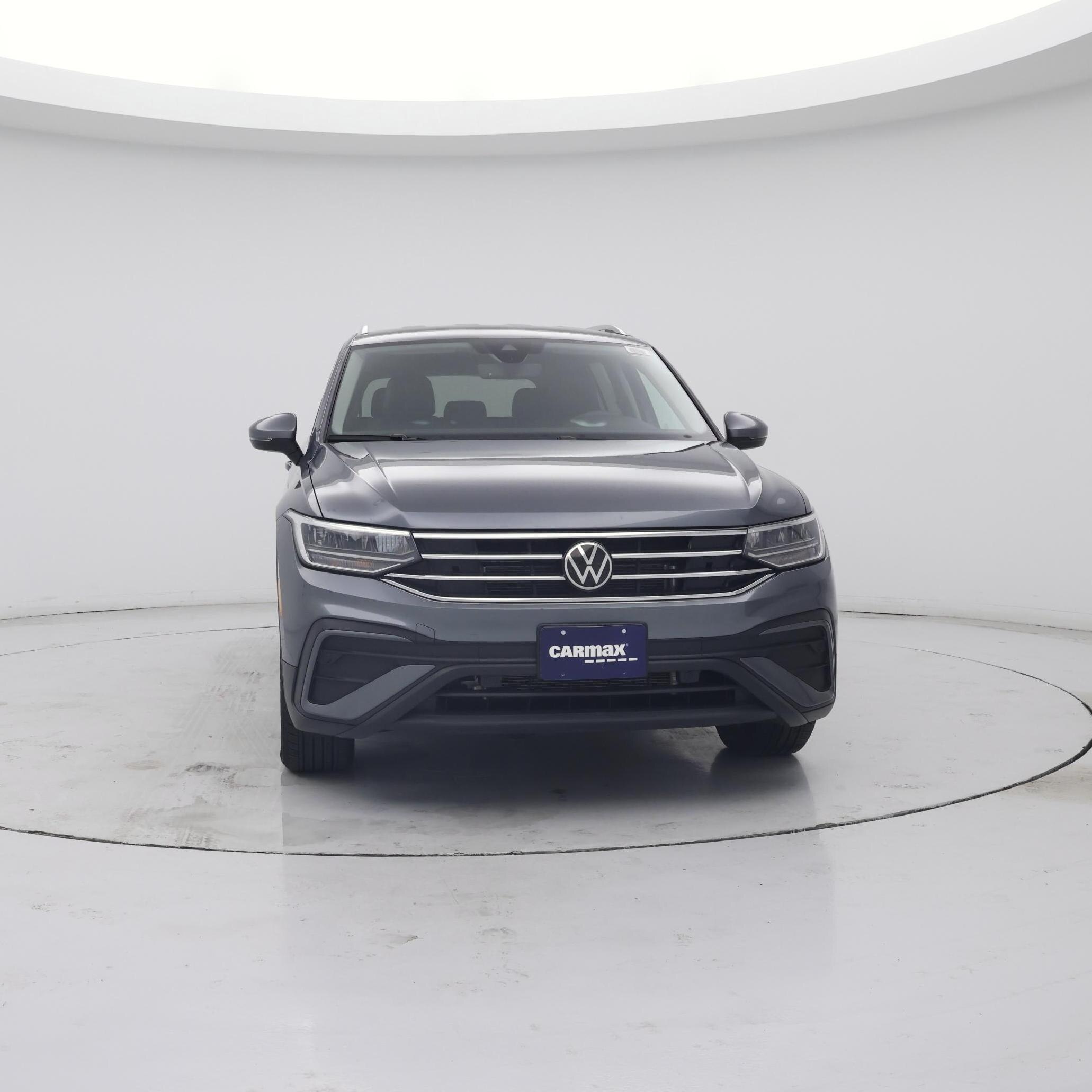 Thumbnail: 2023 Volkswagen Tiguan - 5