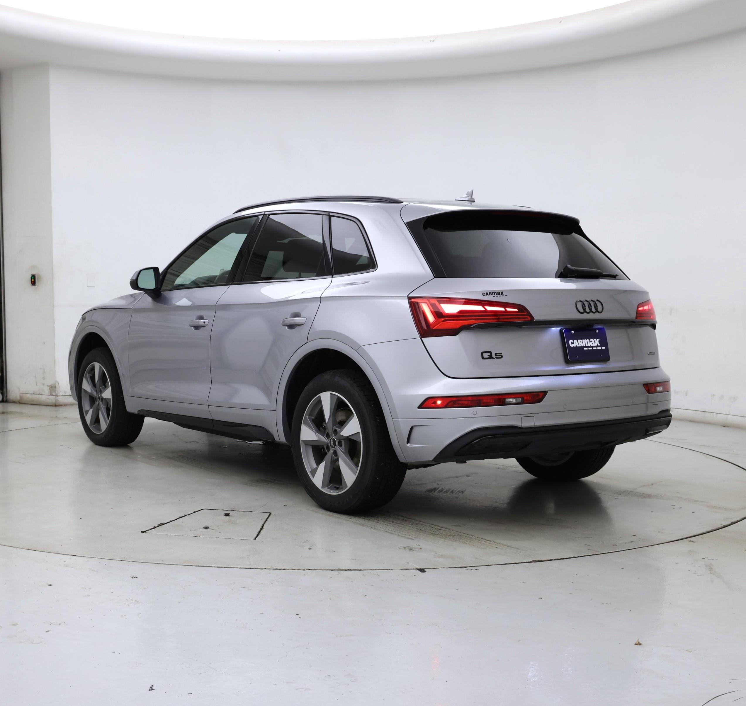 Thumbnail: 2024 Audi Q5 - 2