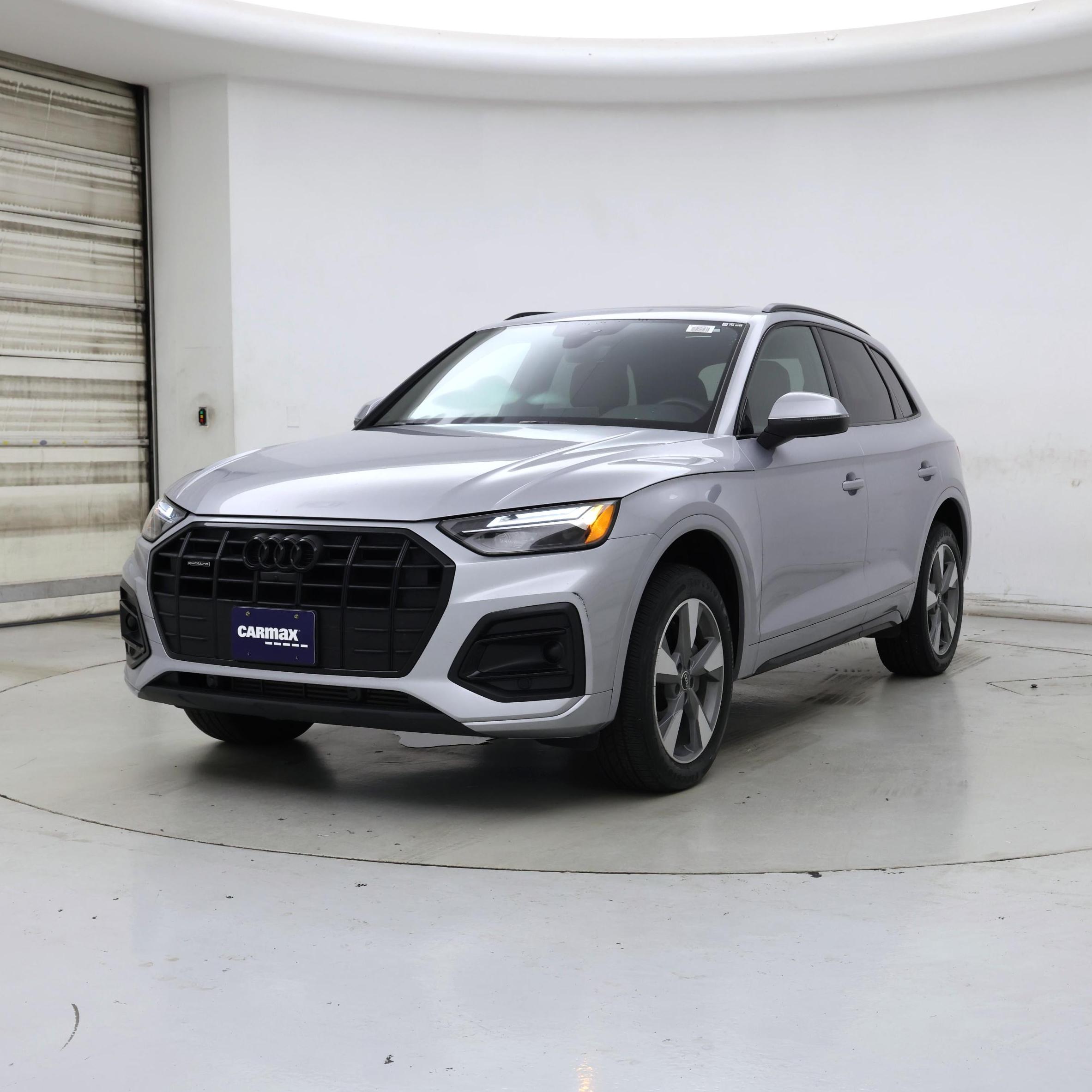 Thumbnail: 2024 Audi Q5 - 4