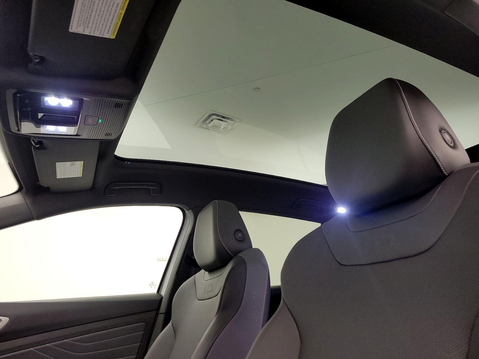 2023 Volkswagen ID.4 PRO S - Photo 21
