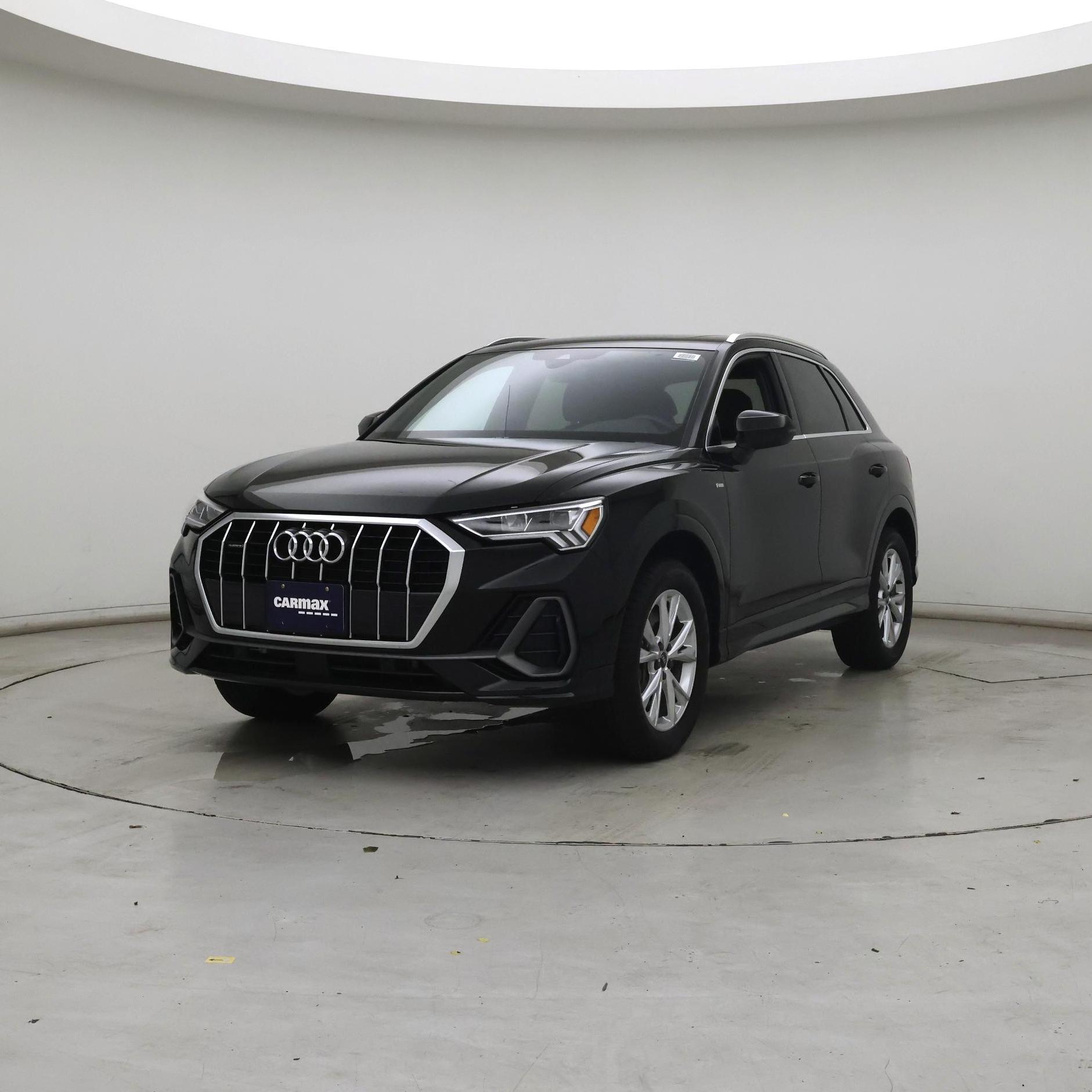 Thumbnail: 2023 Audi Q3 - 4