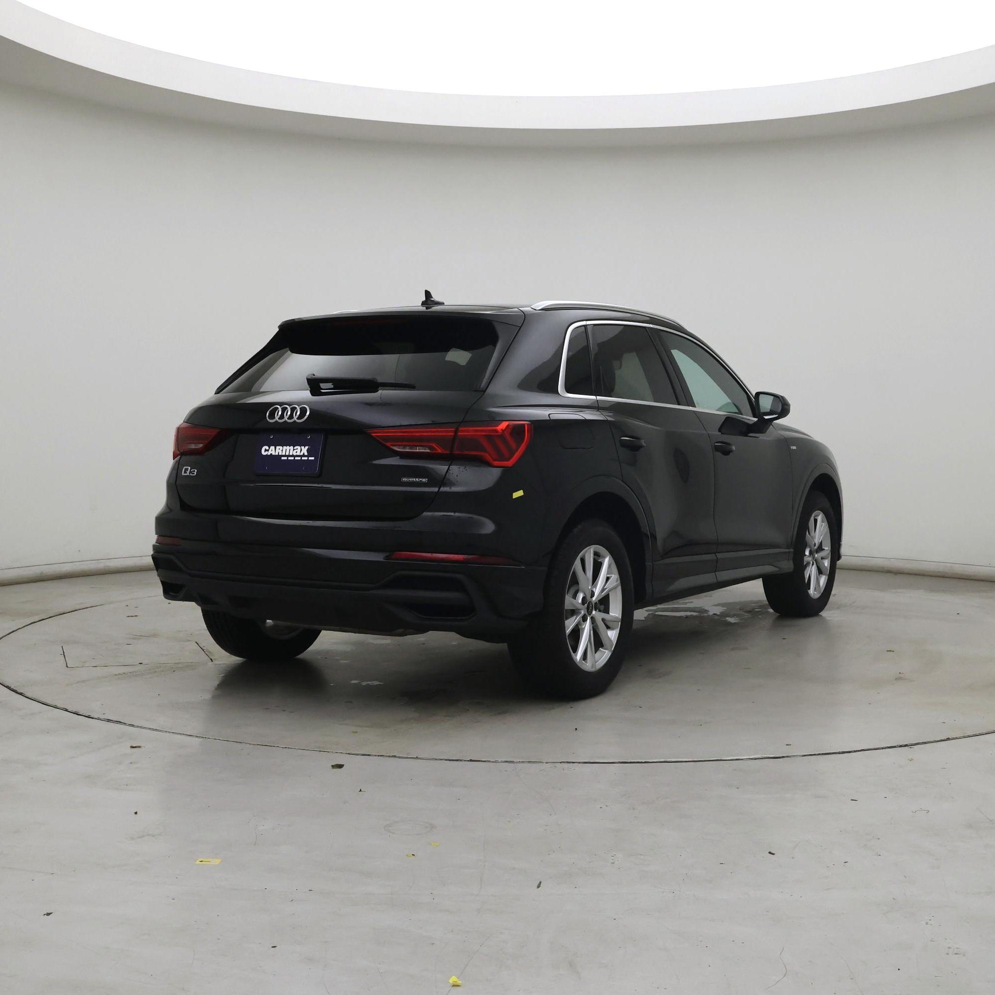 Thumbnail: 2023 Audi Q3 - 8