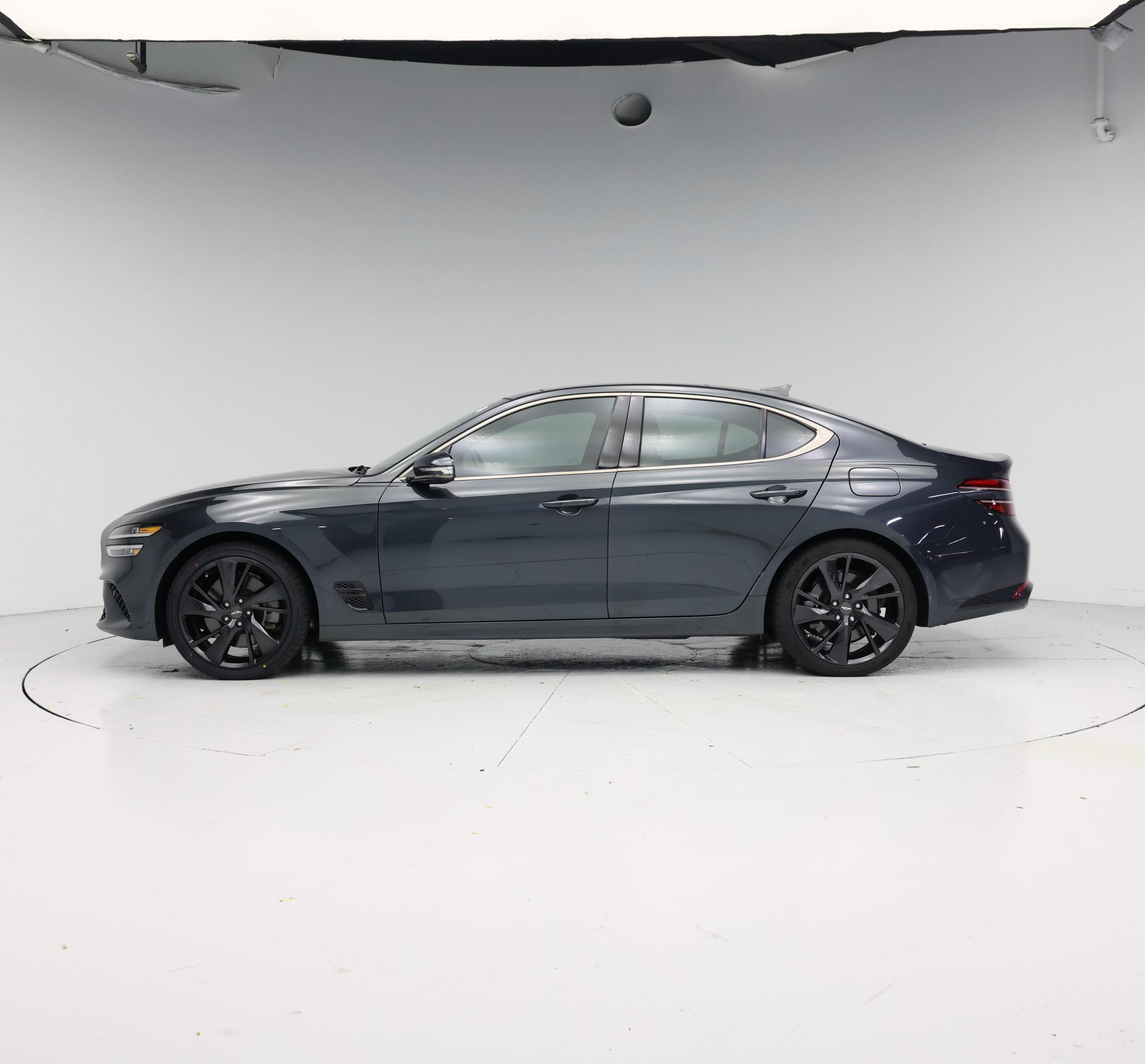 Thumbnail: 2023 Genesis G70 - 3