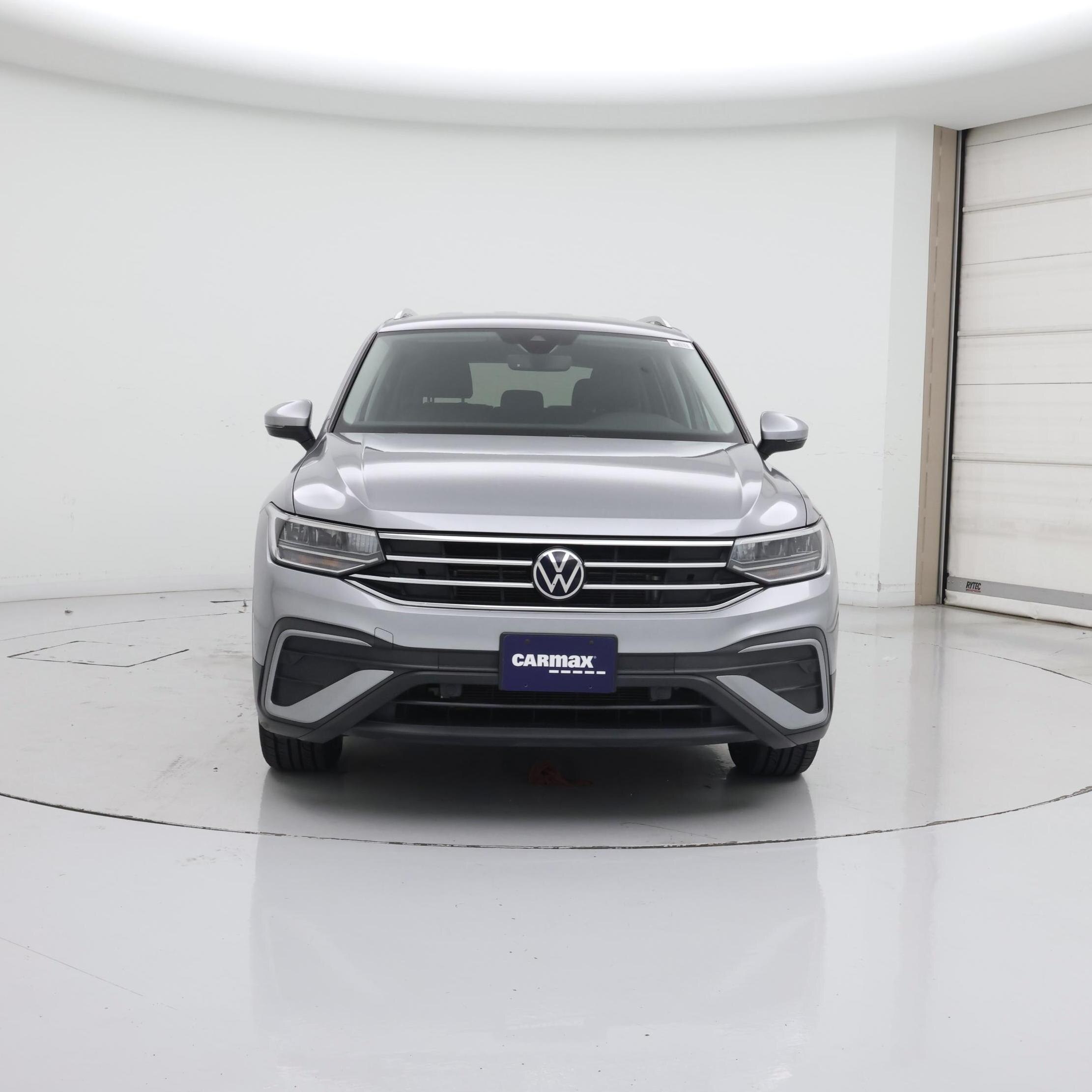 Thumbnail: 2023 Volkswagen Tiguan - 5