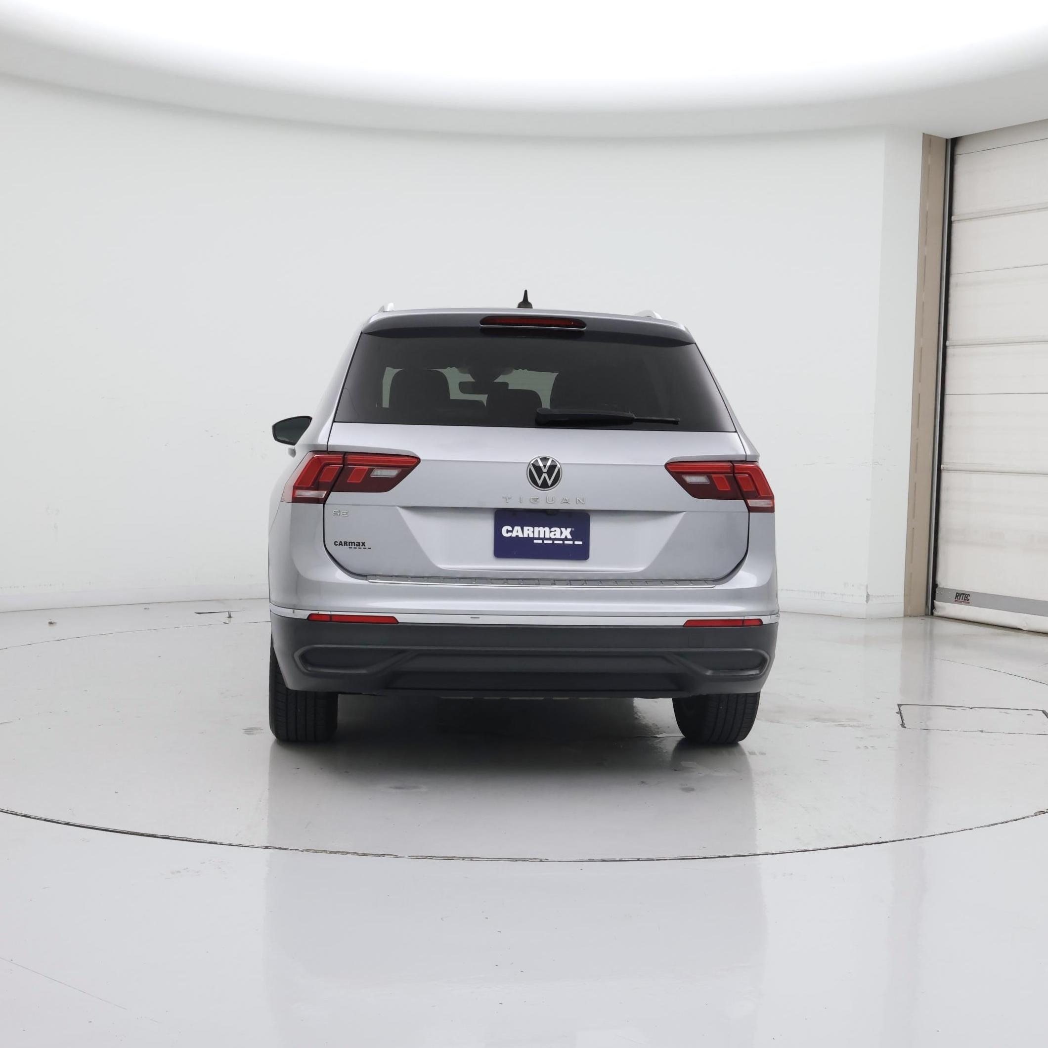 Thumbnail: 2023 Volkswagen Tiguan - 6