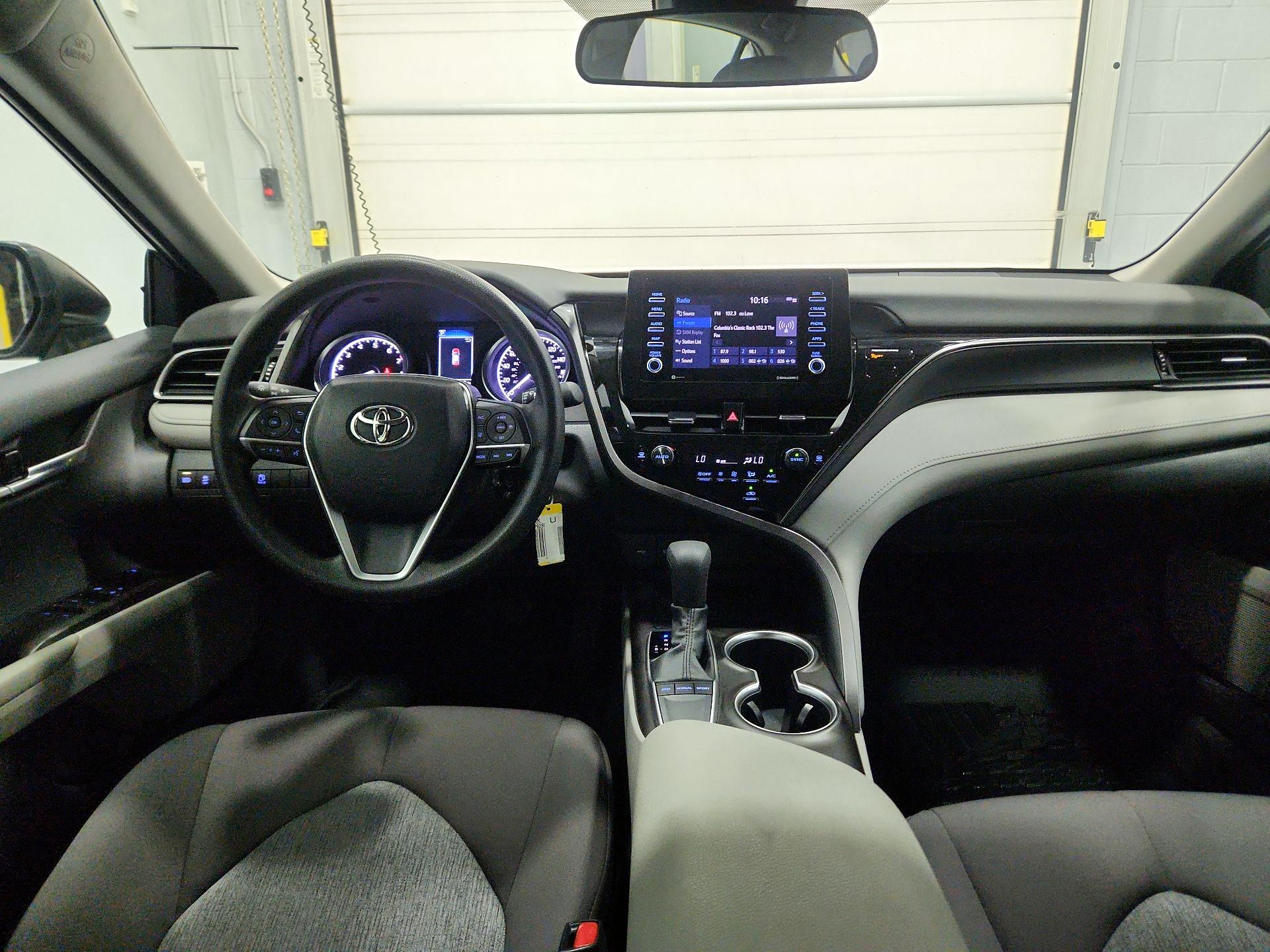Thumbnail: 2023 Toyota Camry - 9