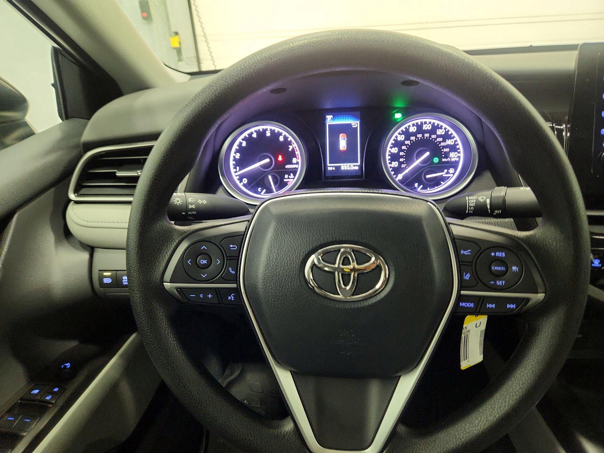 Thumbnail: 2023 Toyota Camry - 10