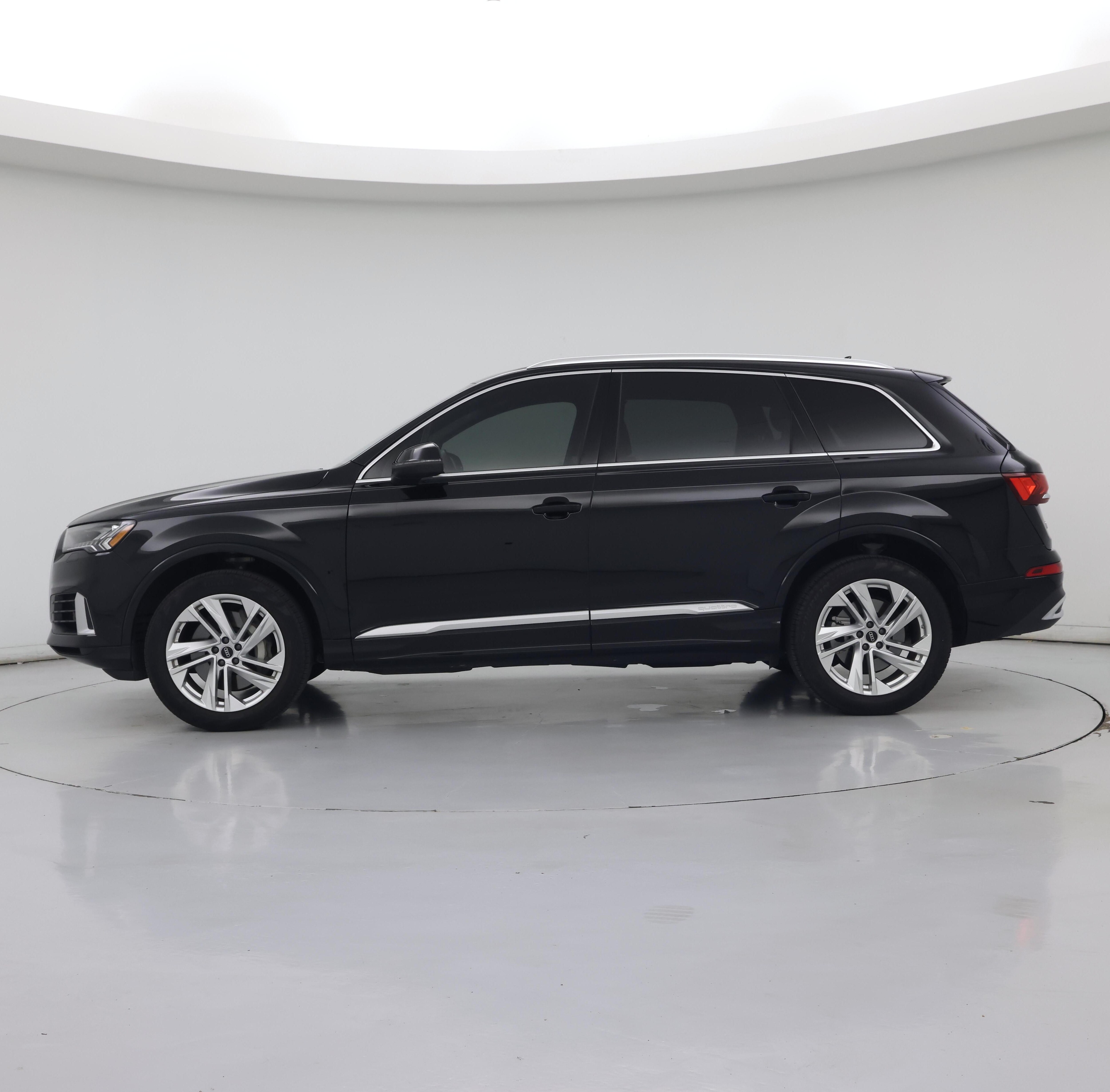 Thumbnail: 2023 Audi Q7 - 3
