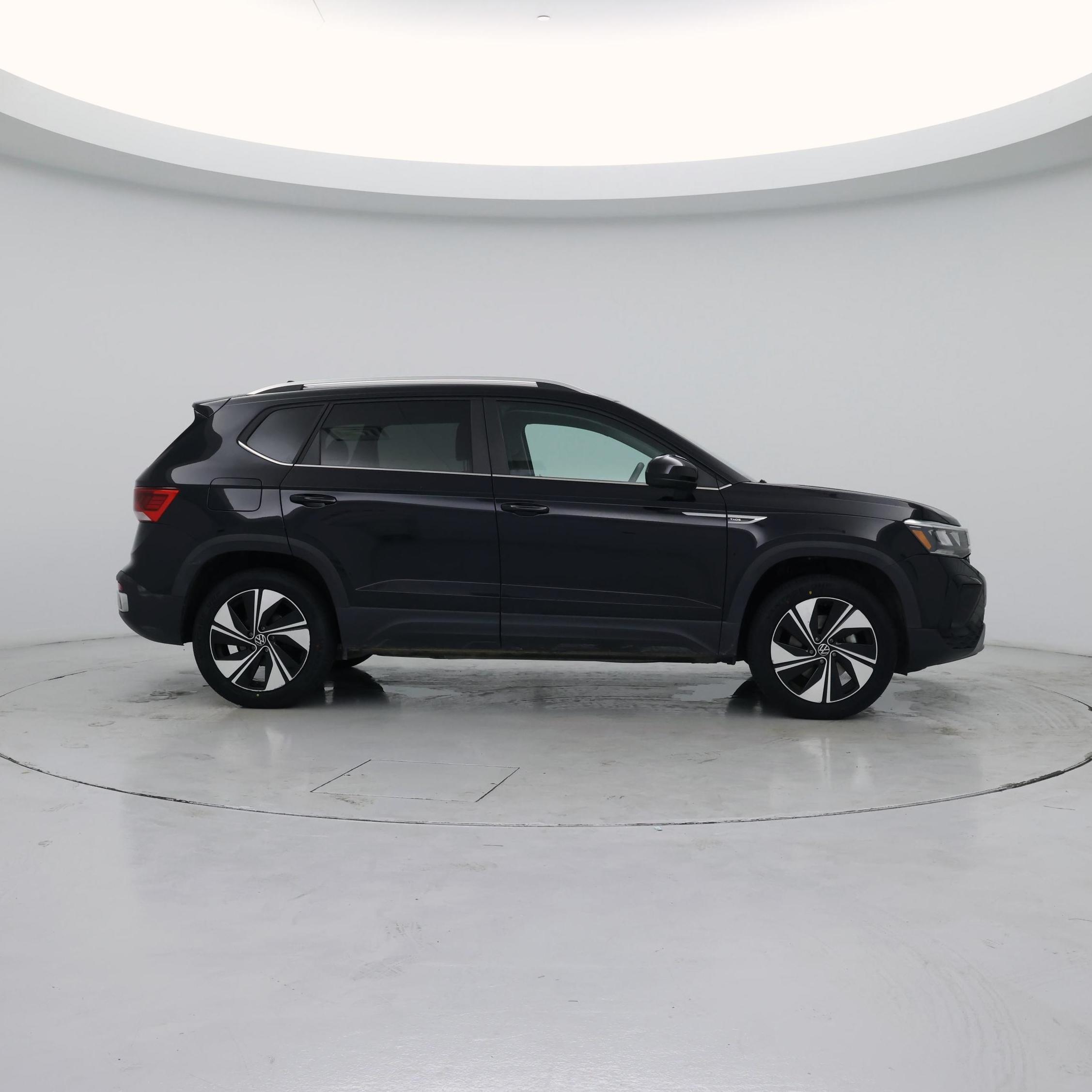 Thumbnail: 2023 Volkswagen Taos - 7