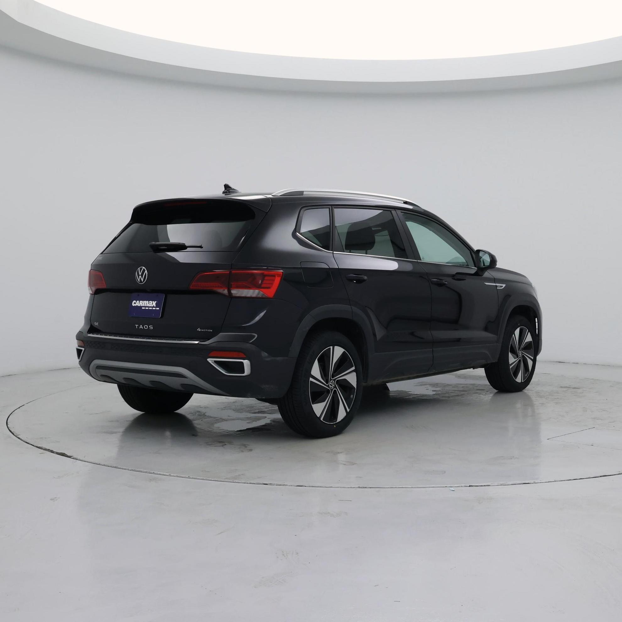 Thumbnail: 2023 Volkswagen Taos - 8