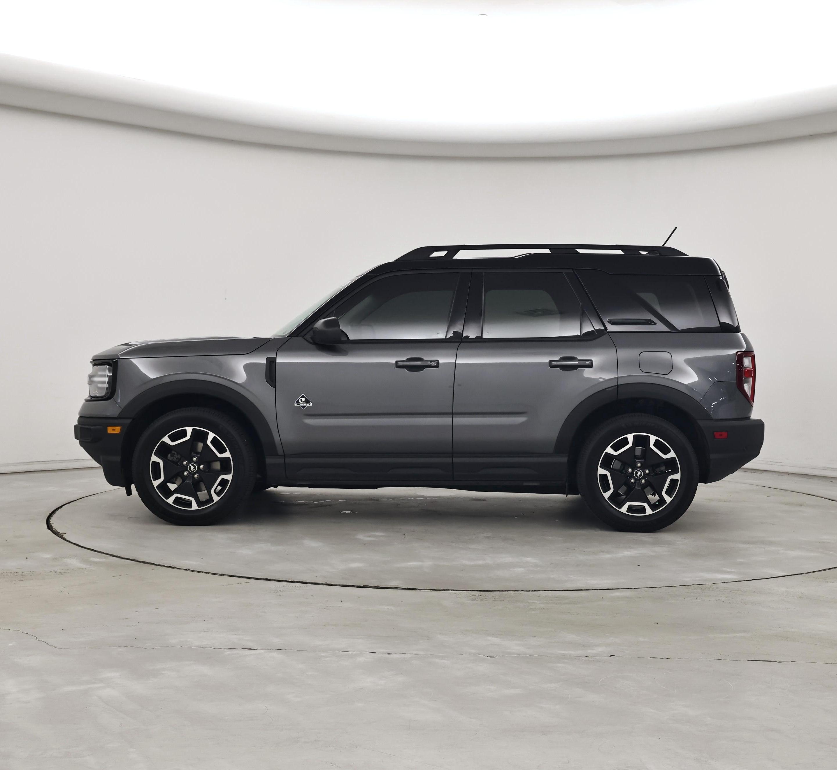 Thumbnail: 2022 Ford Bronco Sport - 3
