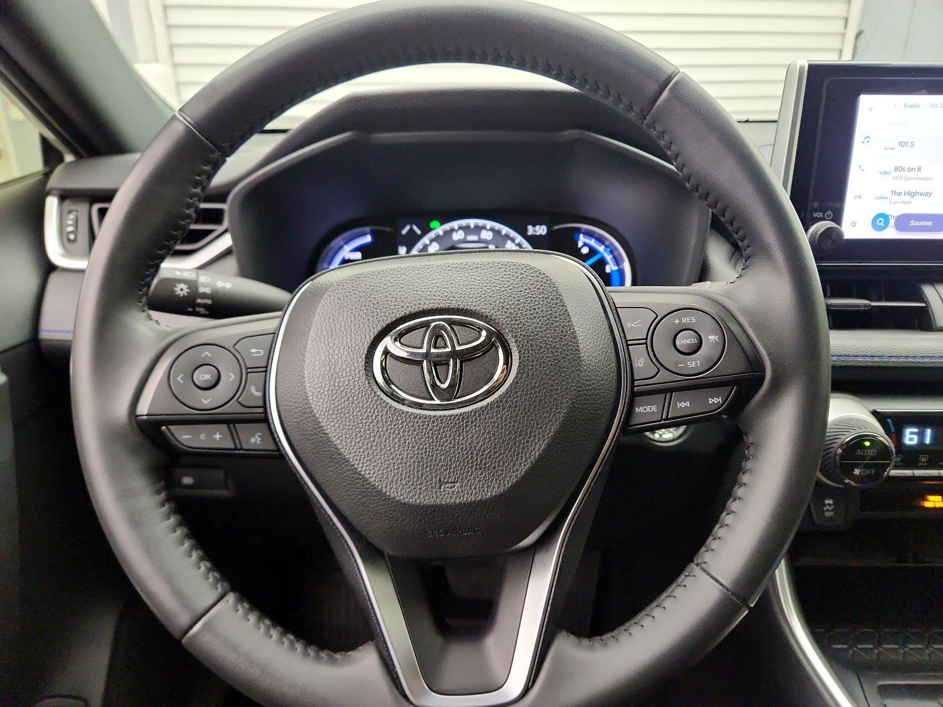 Thumbnail: 2025 Toyota RAV4 - 10