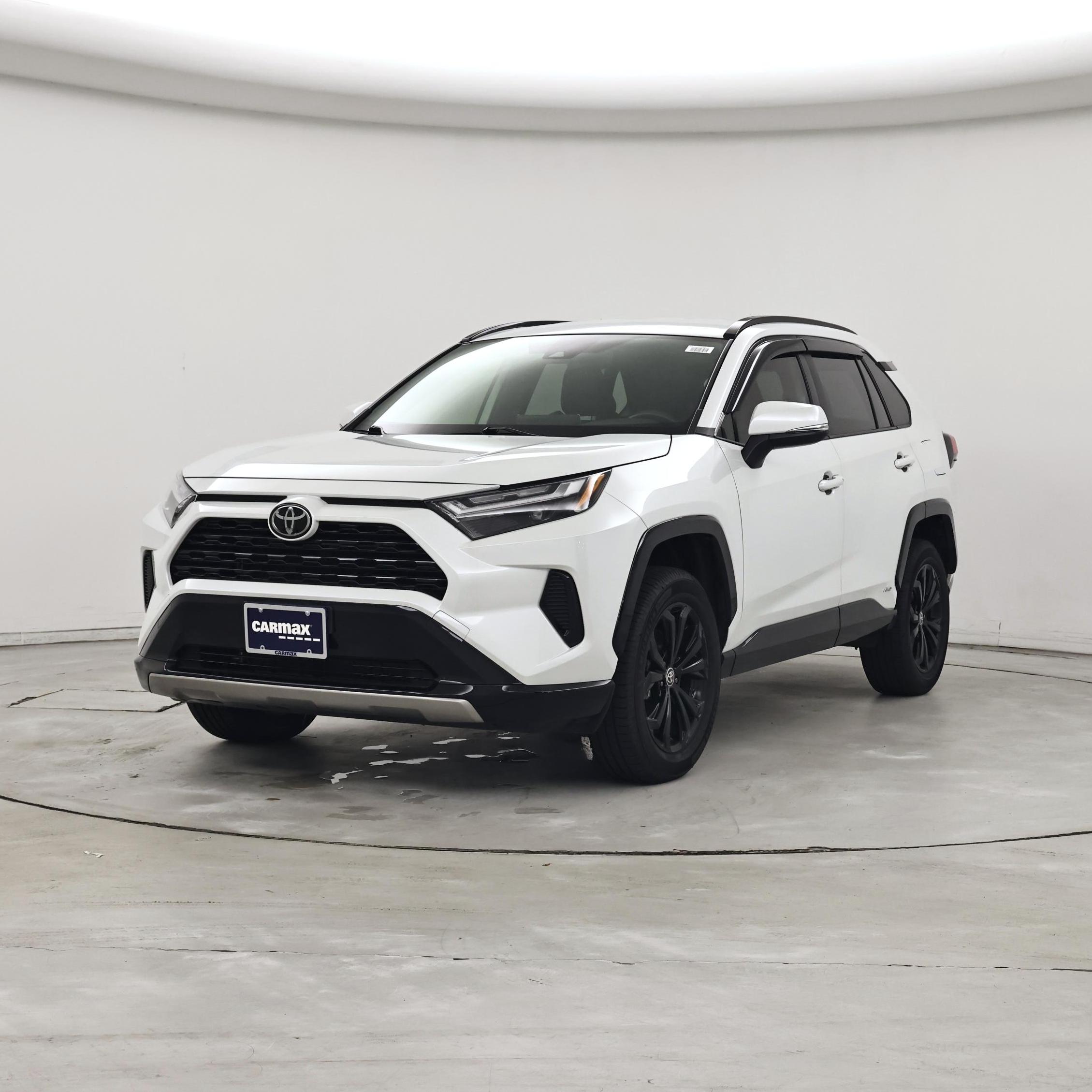 Thumbnail: 2025 Toyota RAV4 - 4
