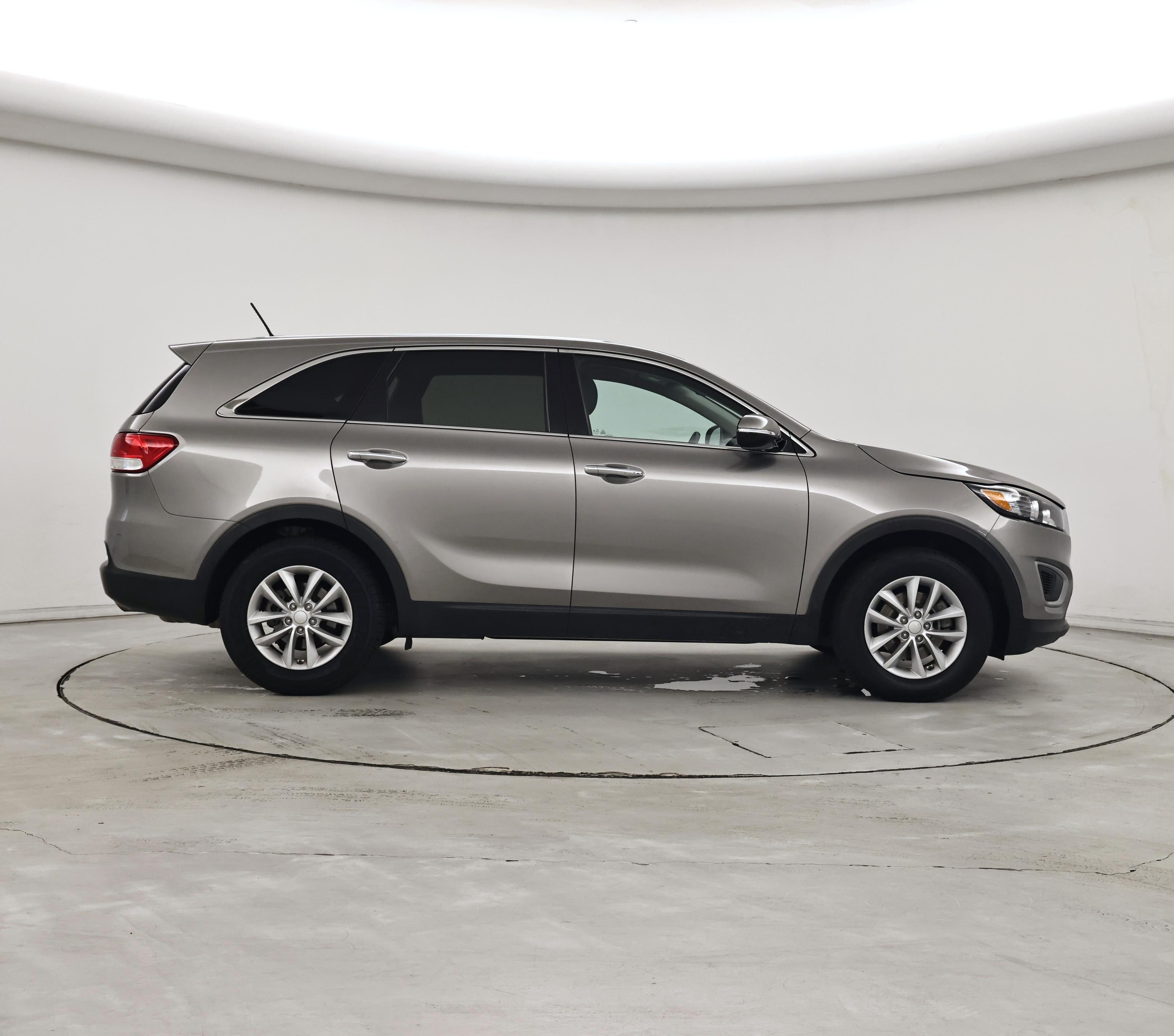 Thumbnail: 2018 Kia Sorento - 7