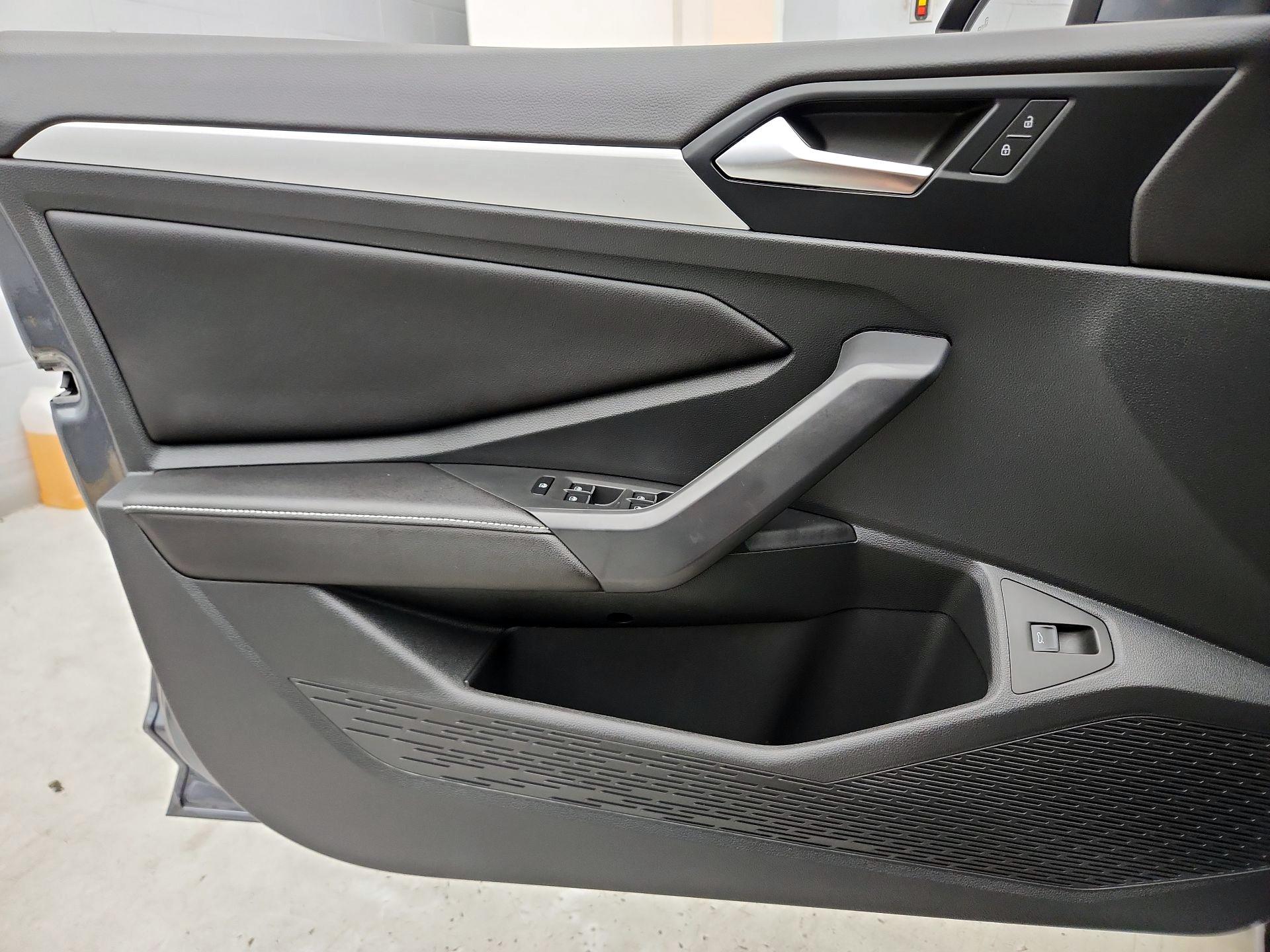 Thumbnail: 2025 Volkswagen Jetta - 12