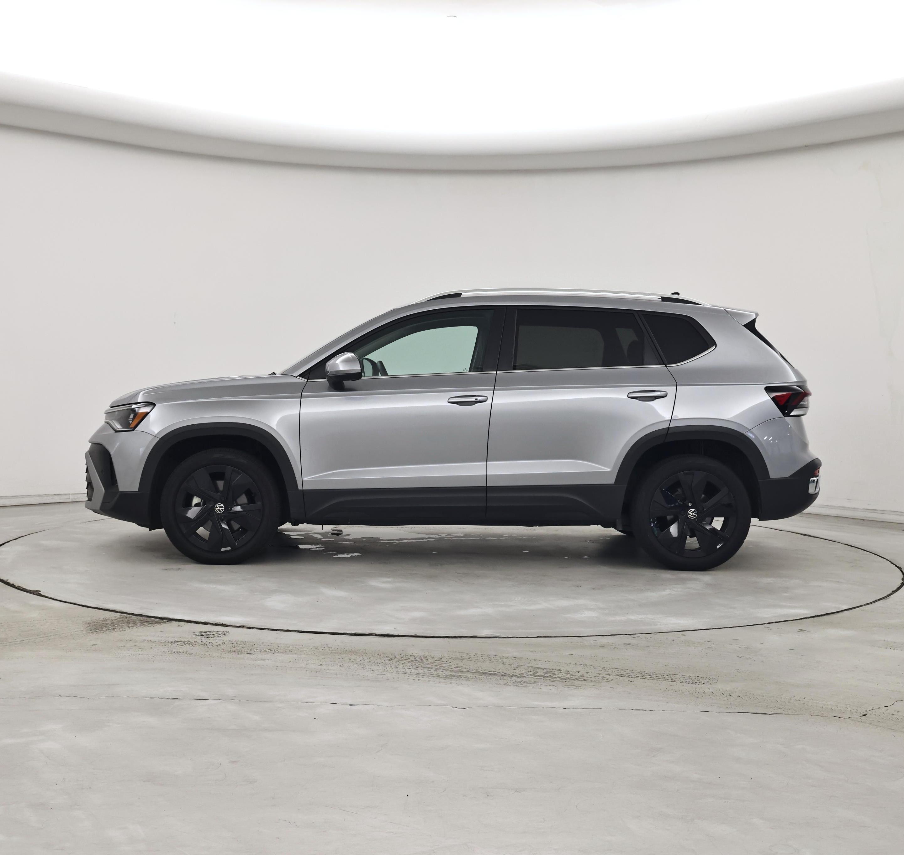 Thumbnail: 2025 Volkswagen Taos - 3