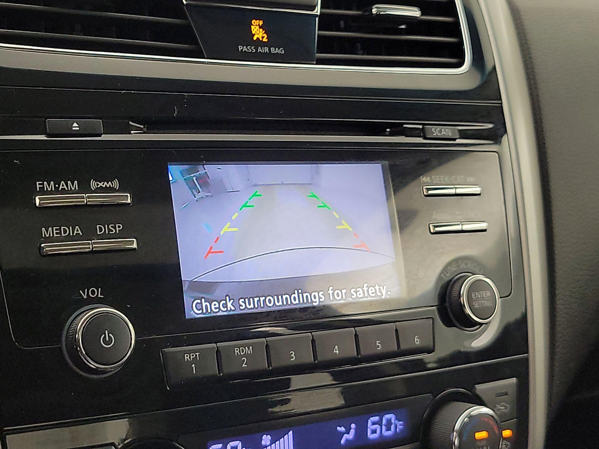 Thumbnail: 2015 Nissan Altima - 14