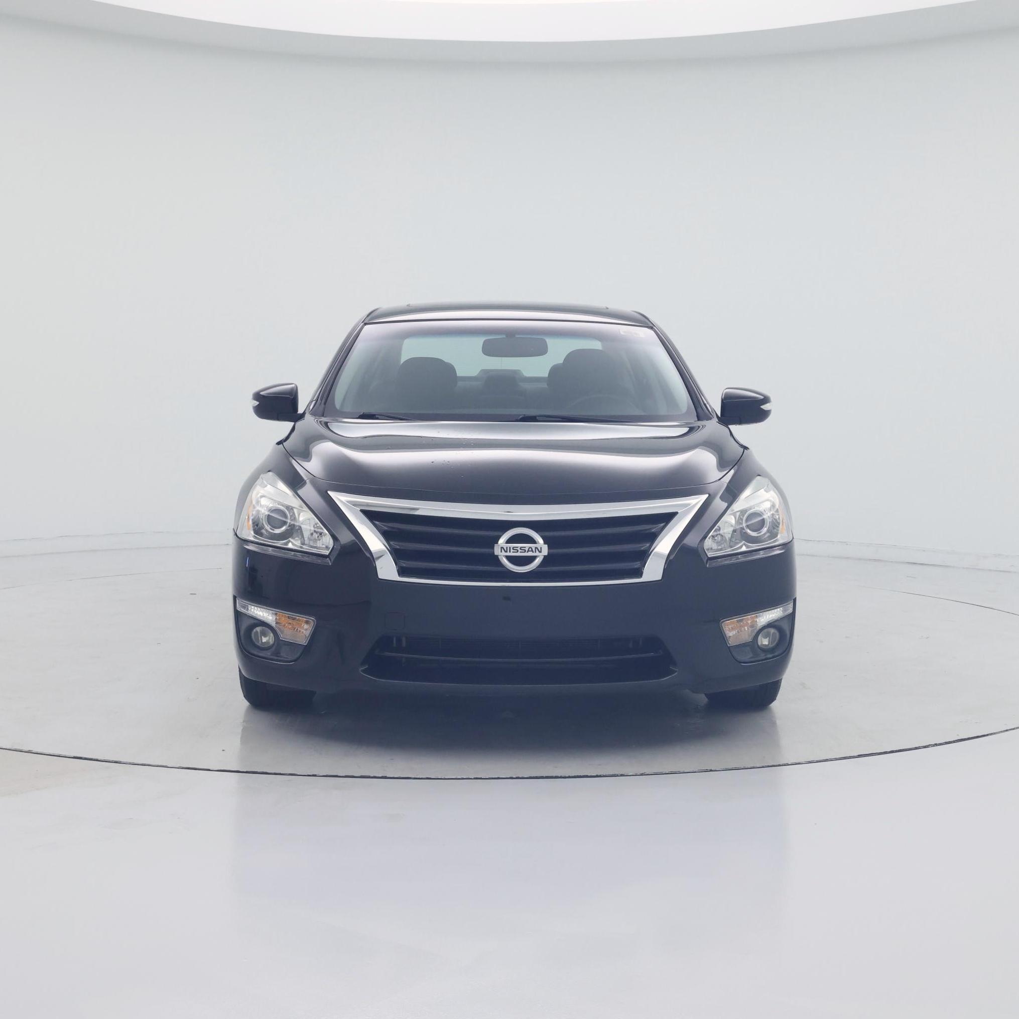 Thumbnail: 2015 Nissan Altima - 5
