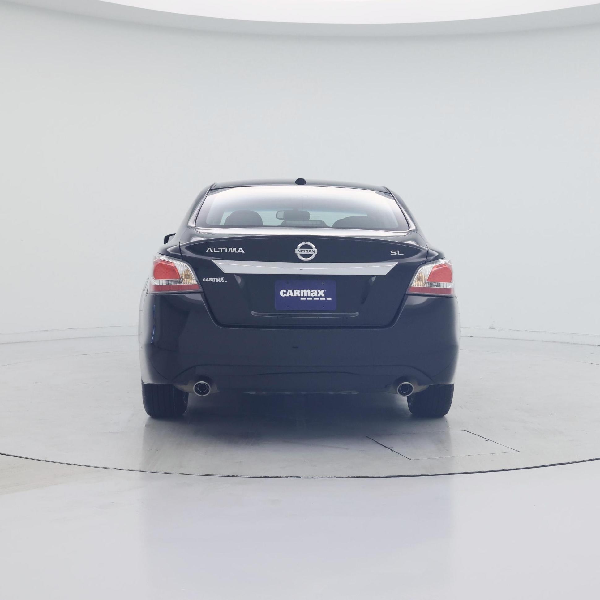 Thumbnail: 2015 Nissan Altima - 6