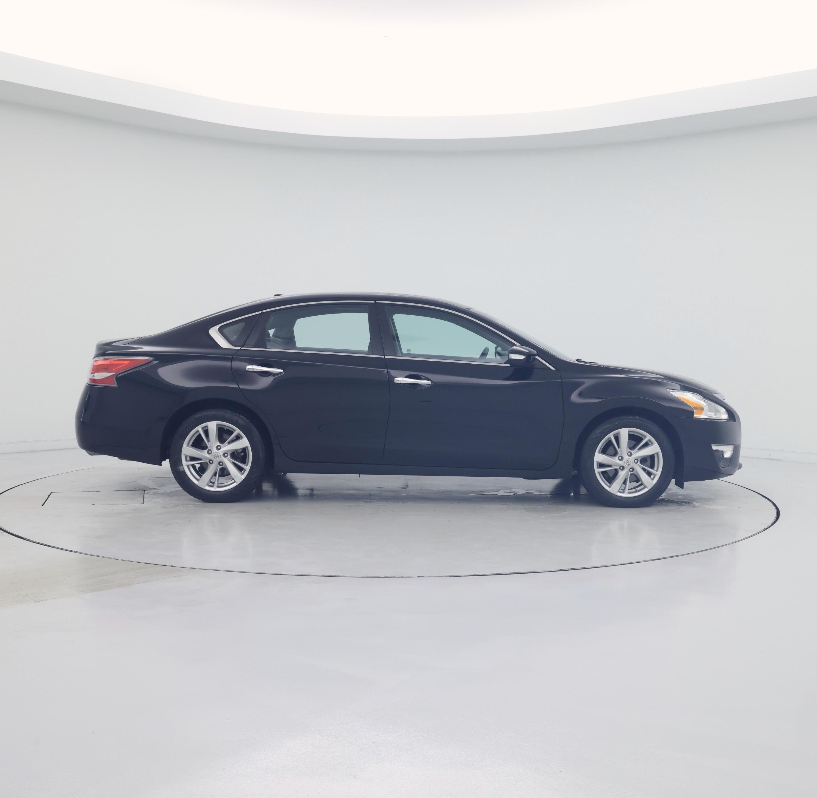 Thumbnail: 2015 Nissan Altima - 7