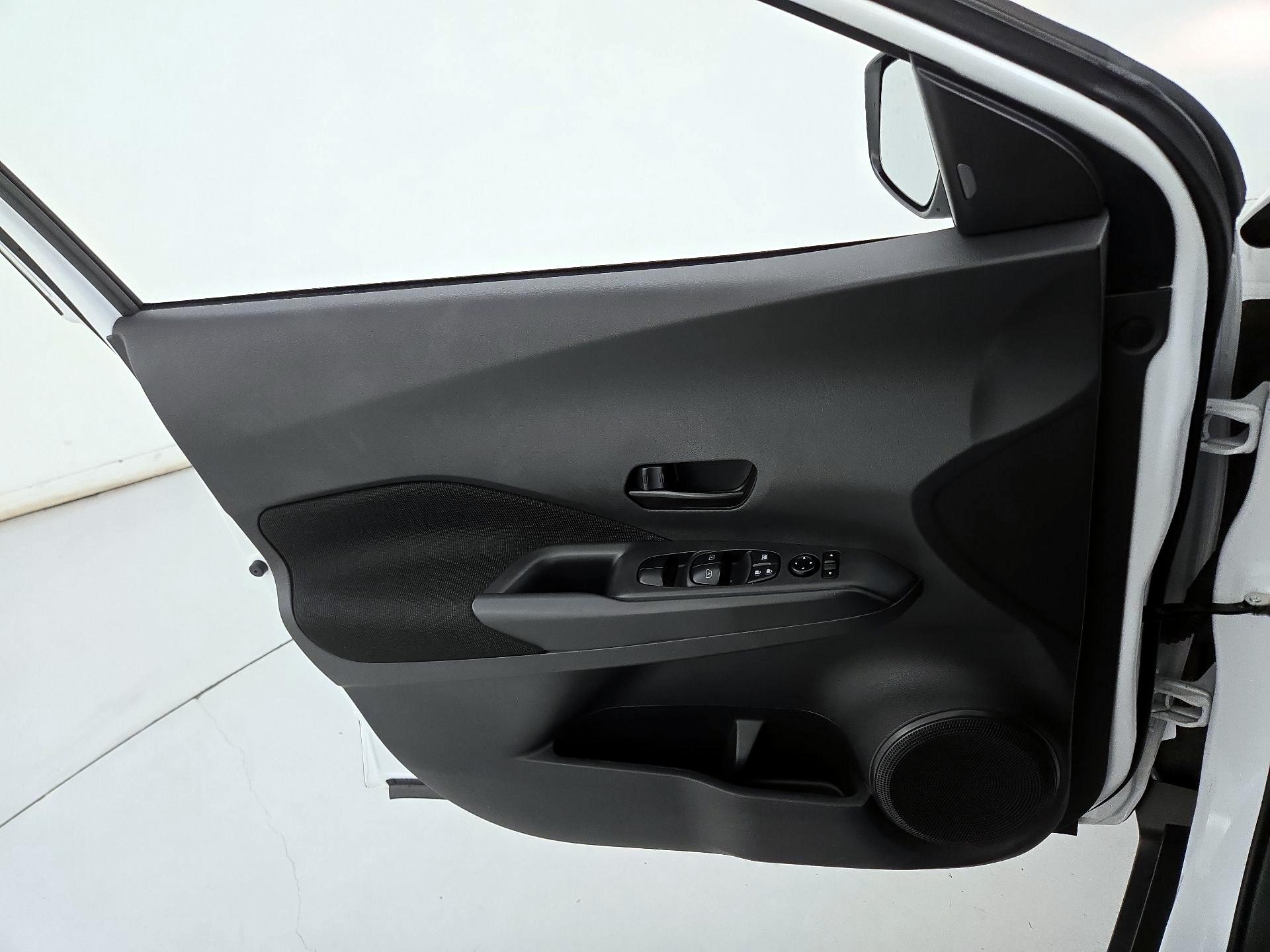 Thumbnail: 2024 Nissan Kicks - 12