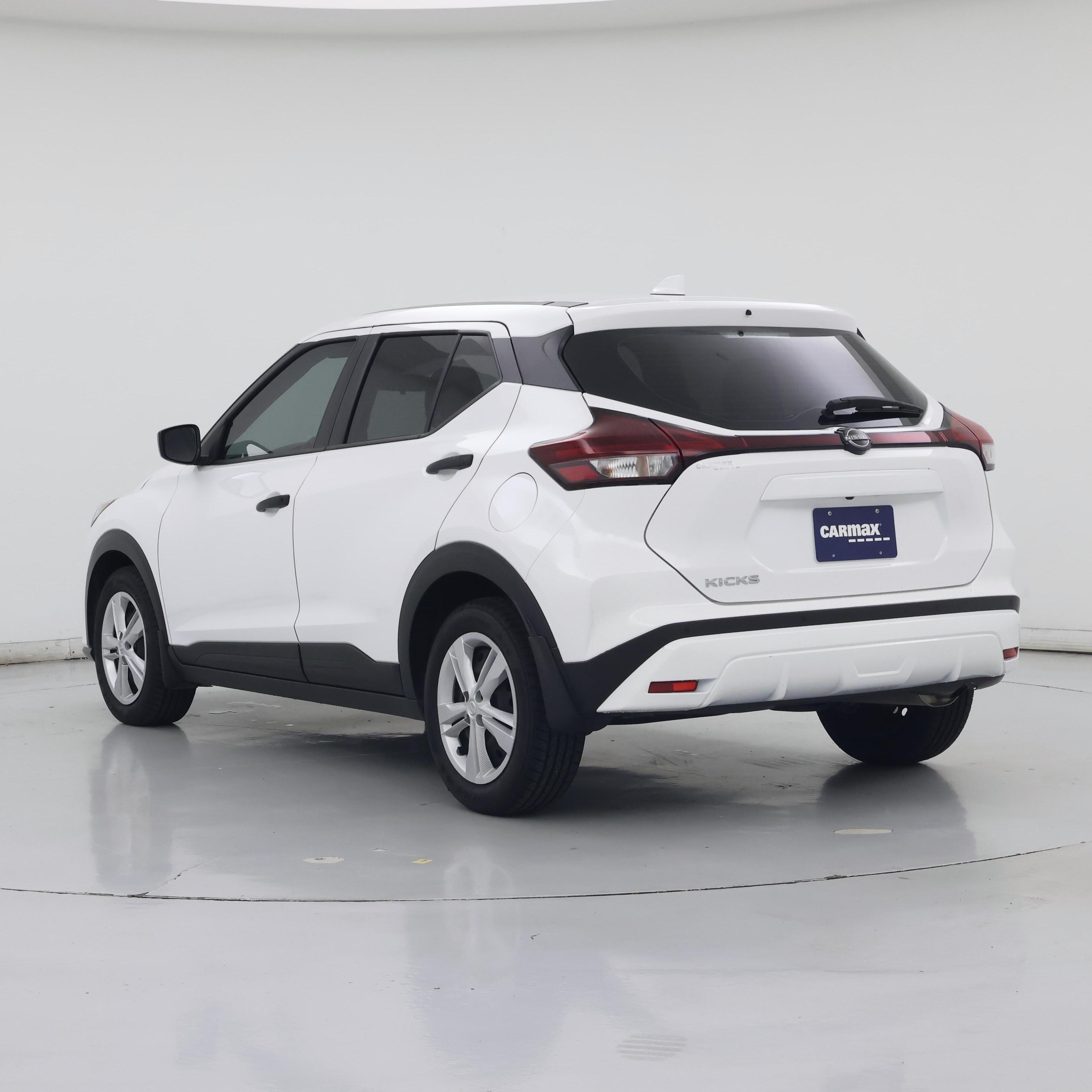 Thumbnail: 2024 Nissan Kicks - 2