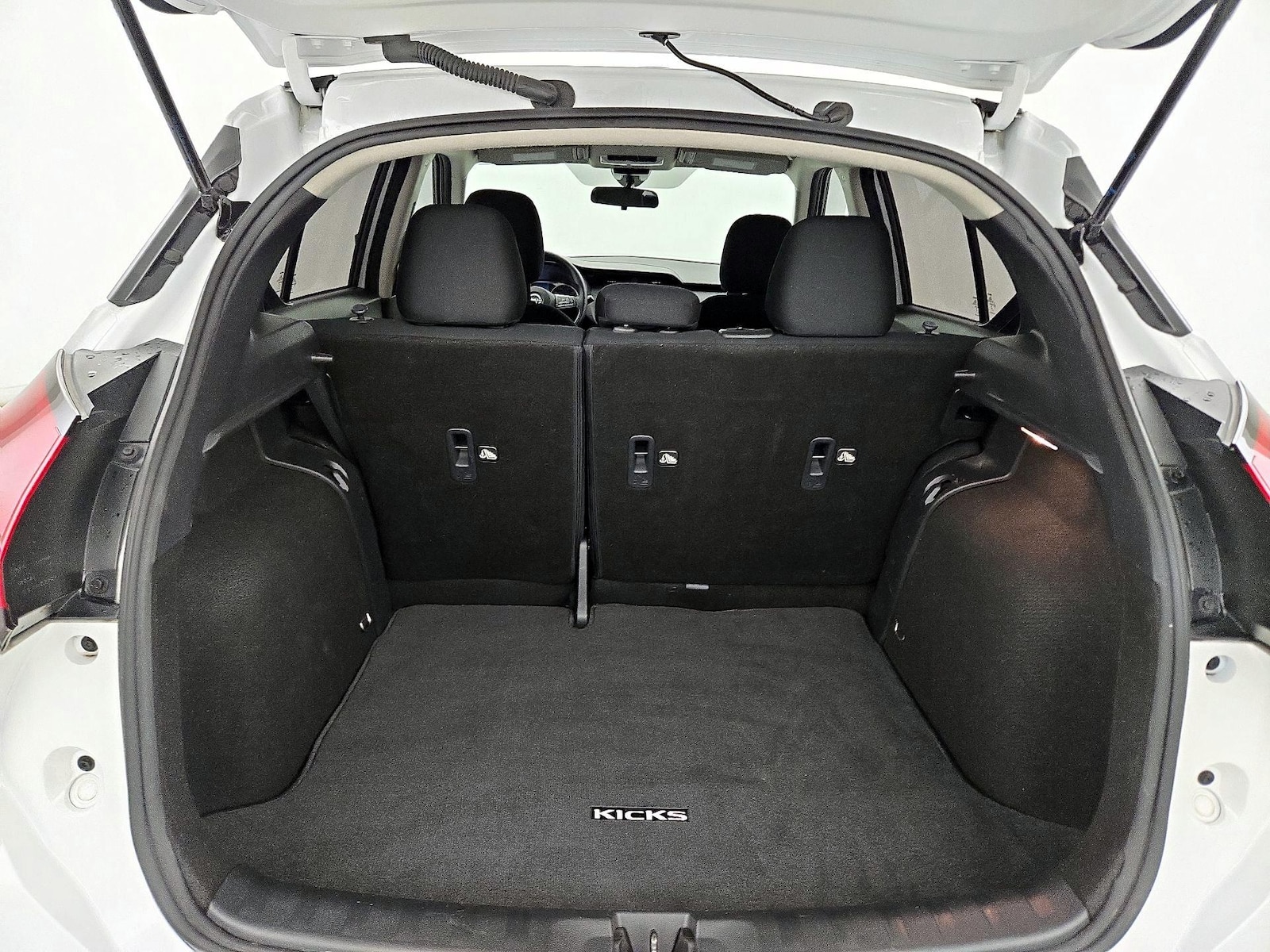 2024 Nissan Kicks S - Photo 21