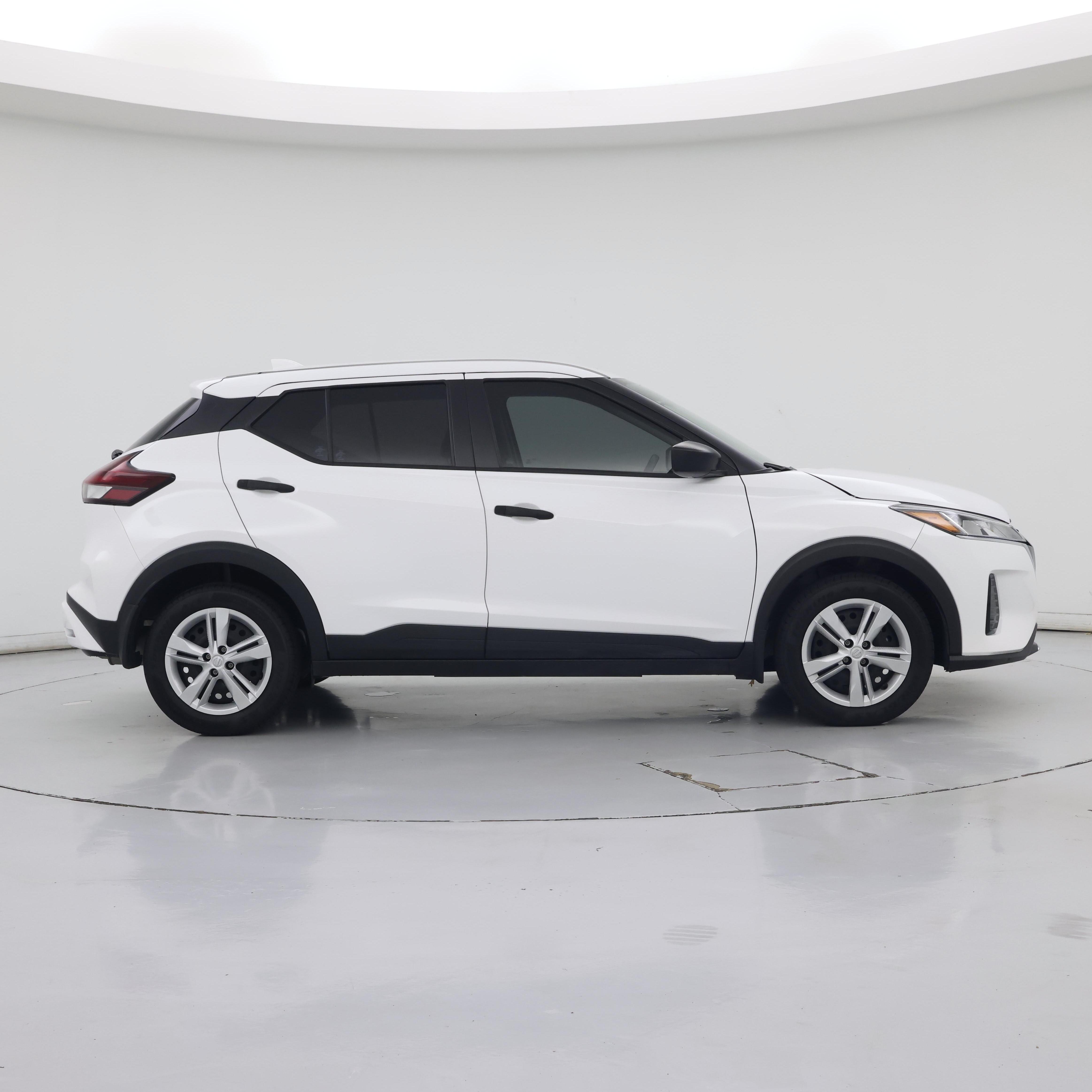 Thumbnail: 2024 Nissan Kicks - 7