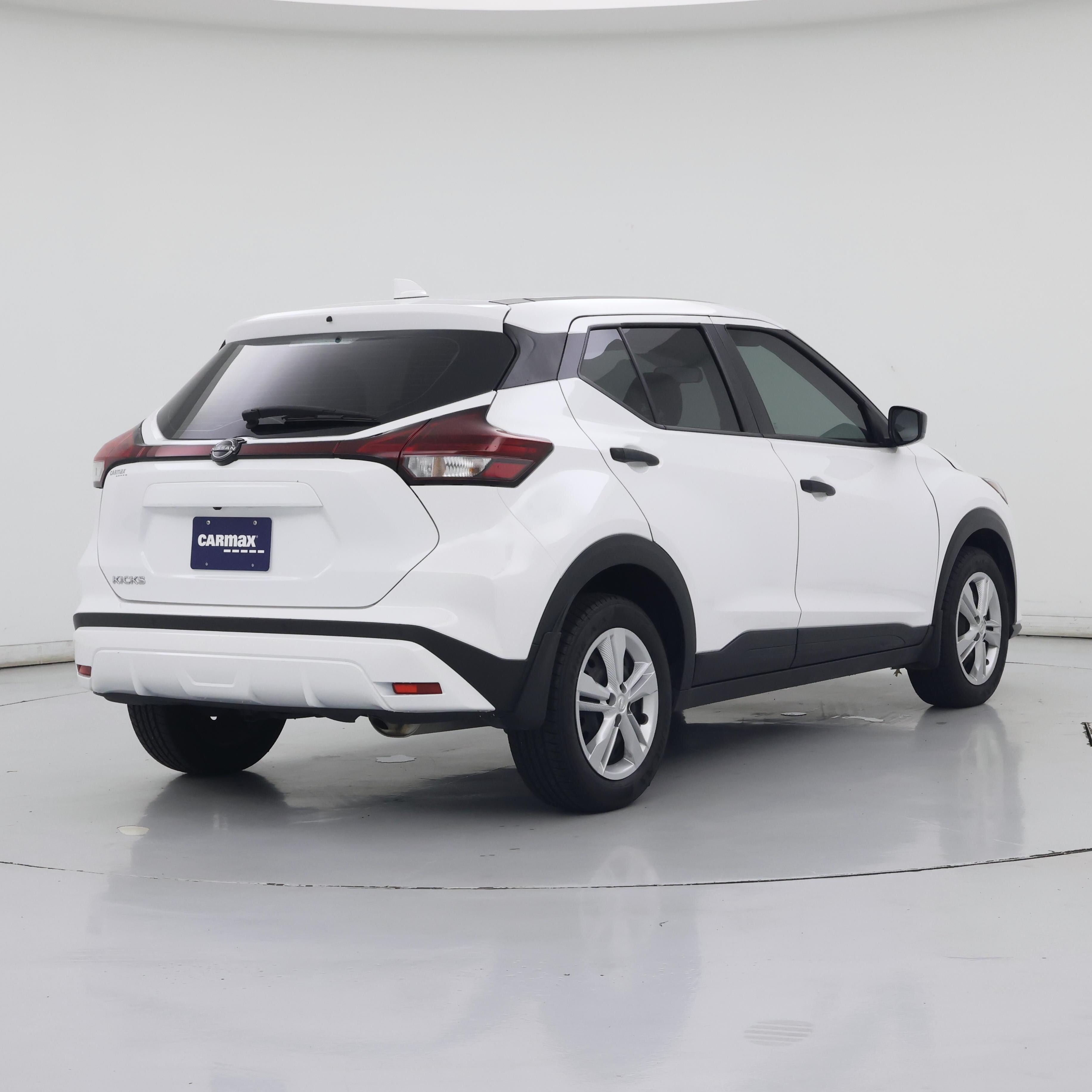 Thumbnail: 2024 Nissan Kicks - 8
