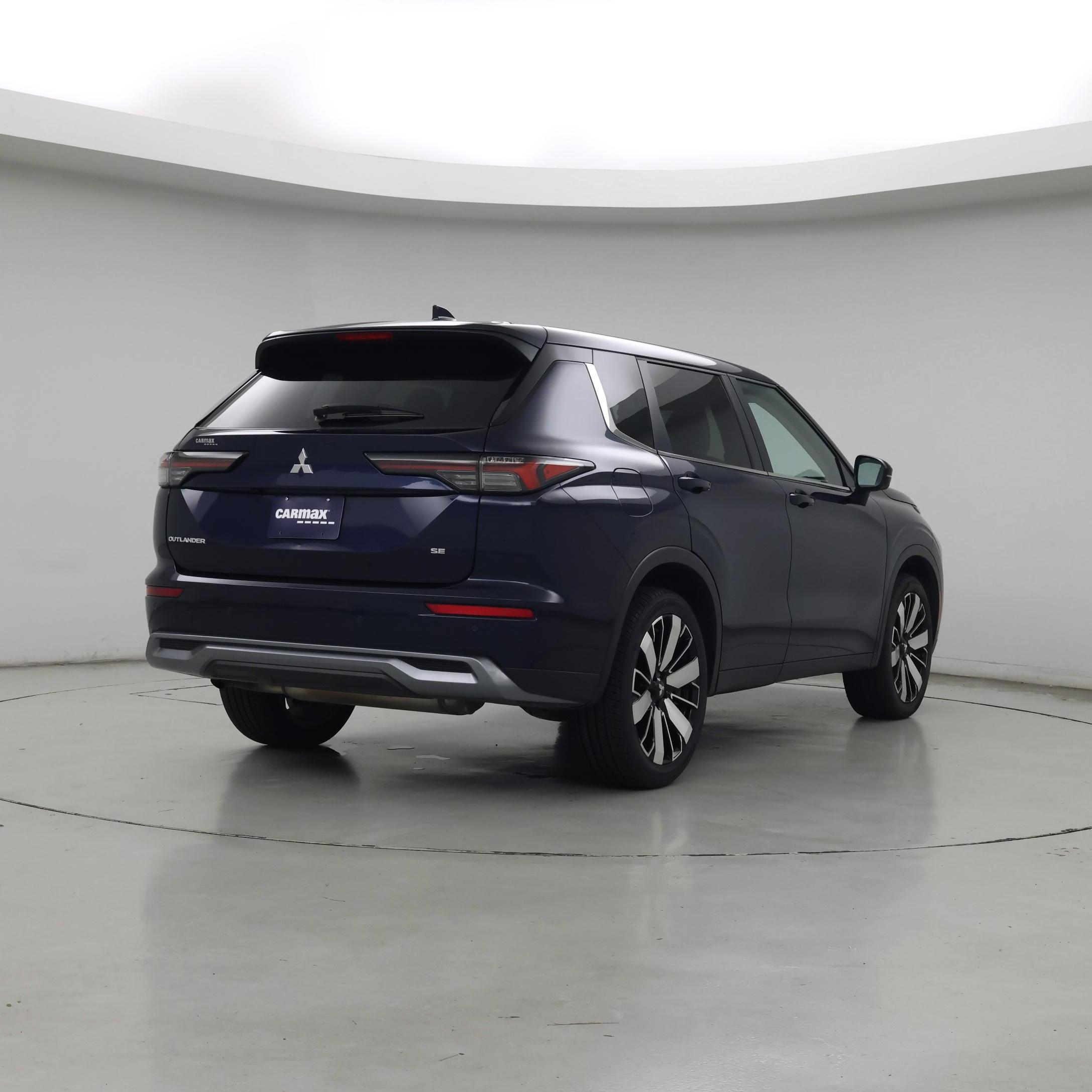 Thumbnail: 2025 Mitsubishi Outlander - 8