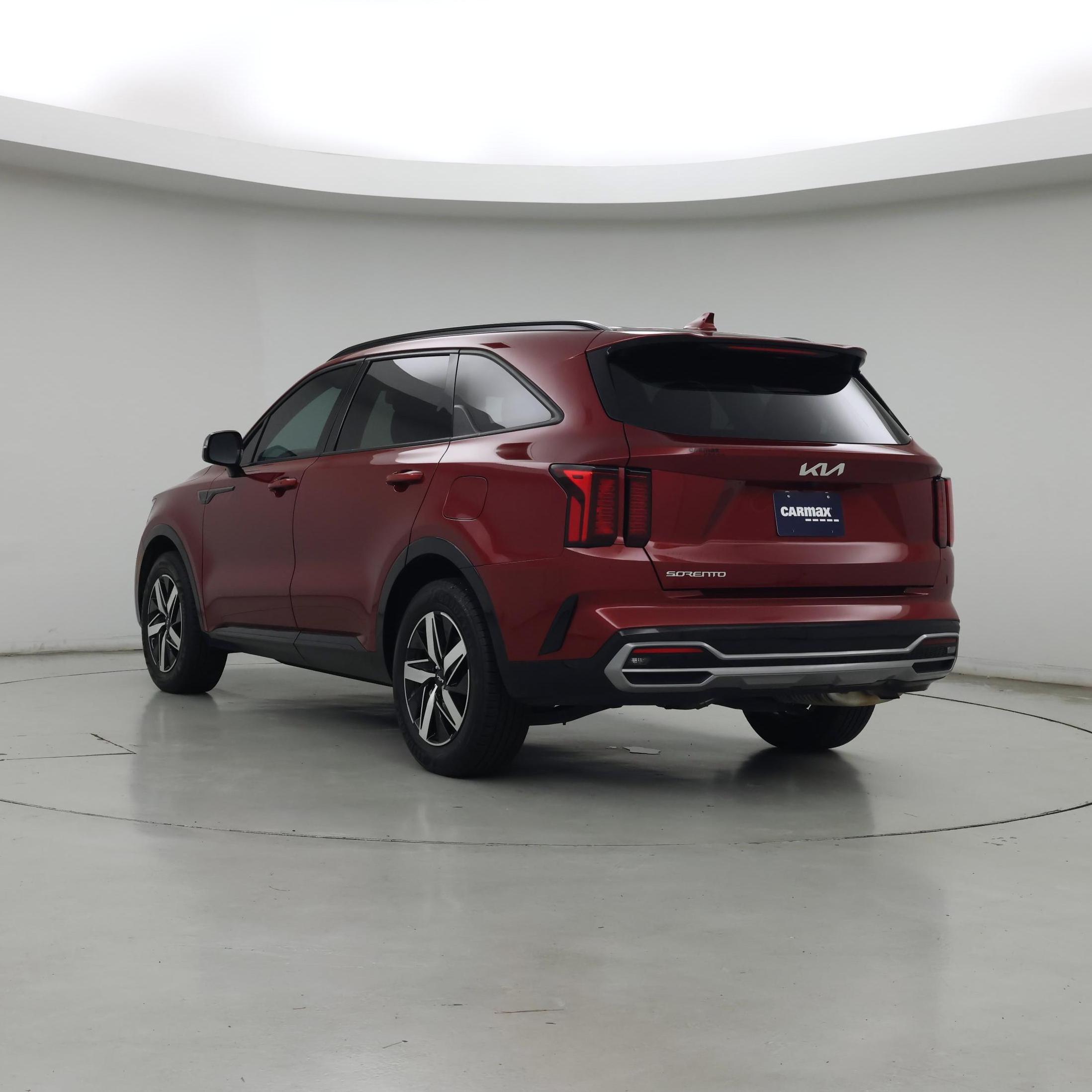 Thumbnail: 2023 Kia Sorento - 2