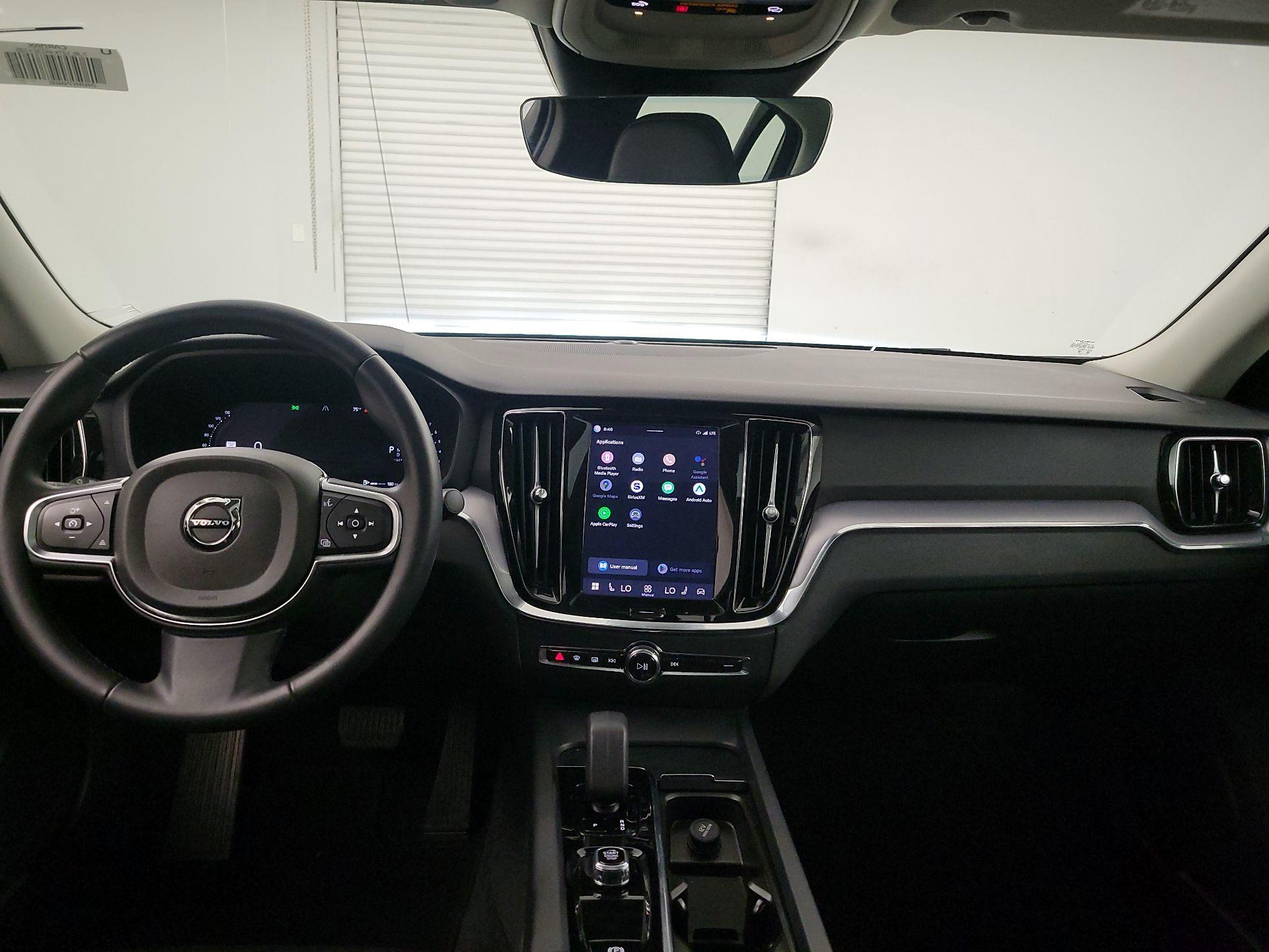 Thumbnail: 2024 Volvo S60 - 9