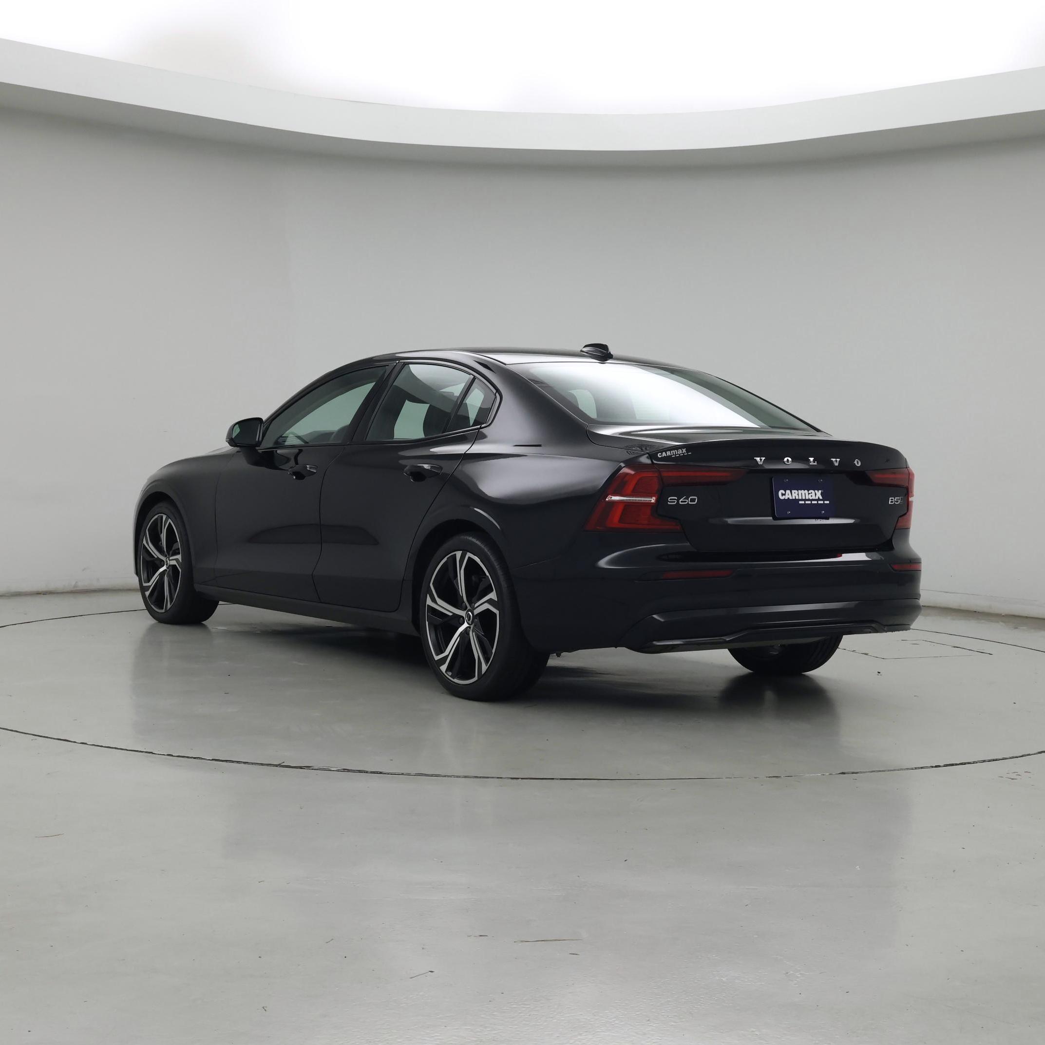 Thumbnail: 2024 Volvo S60 - 2