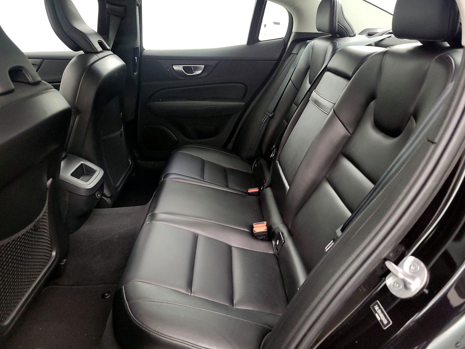 Thumbnail: 2024 Volvo S60 - 20