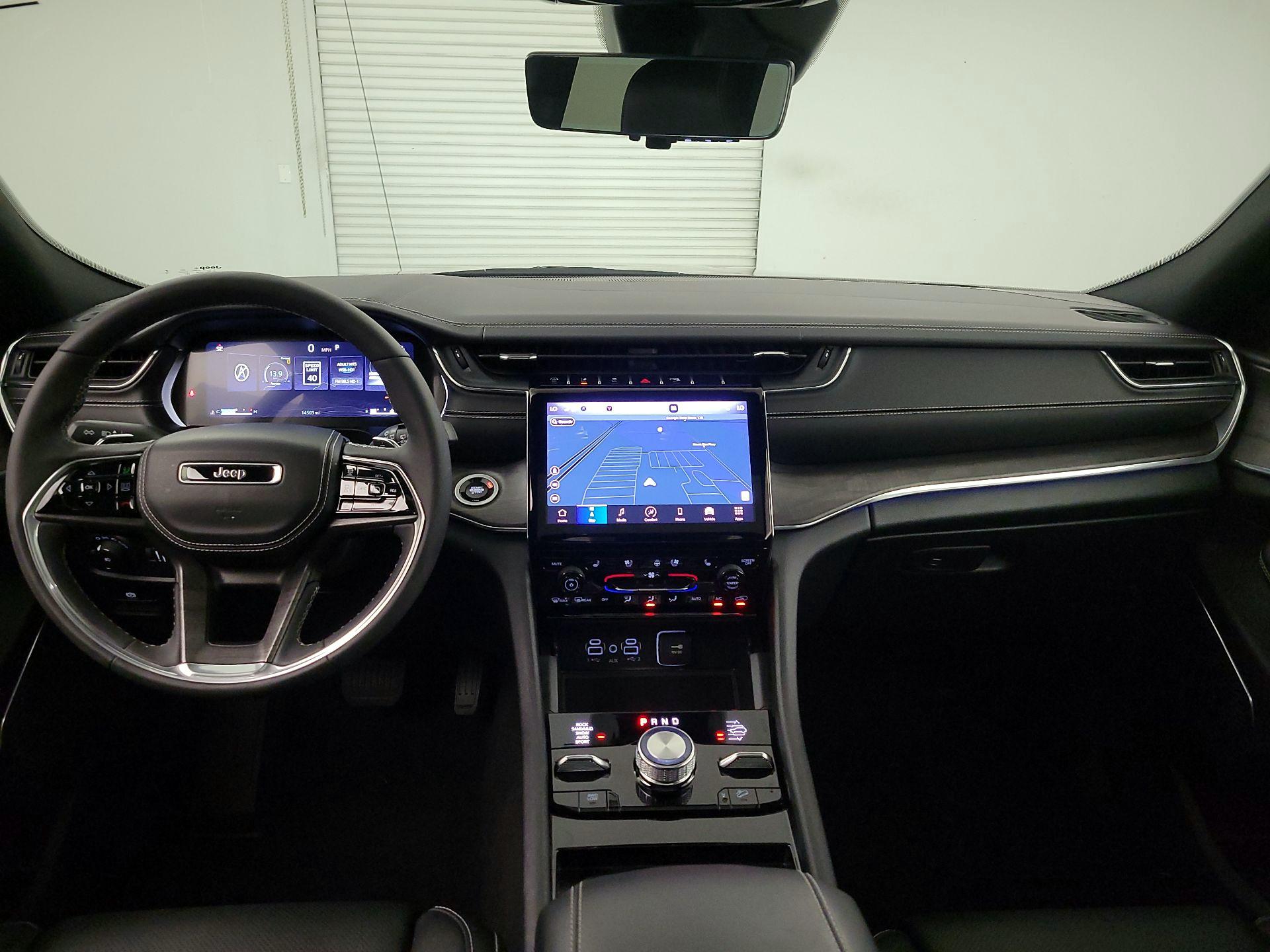 Thumbnail: 2025 Jeep Grand Cherokee - 9
