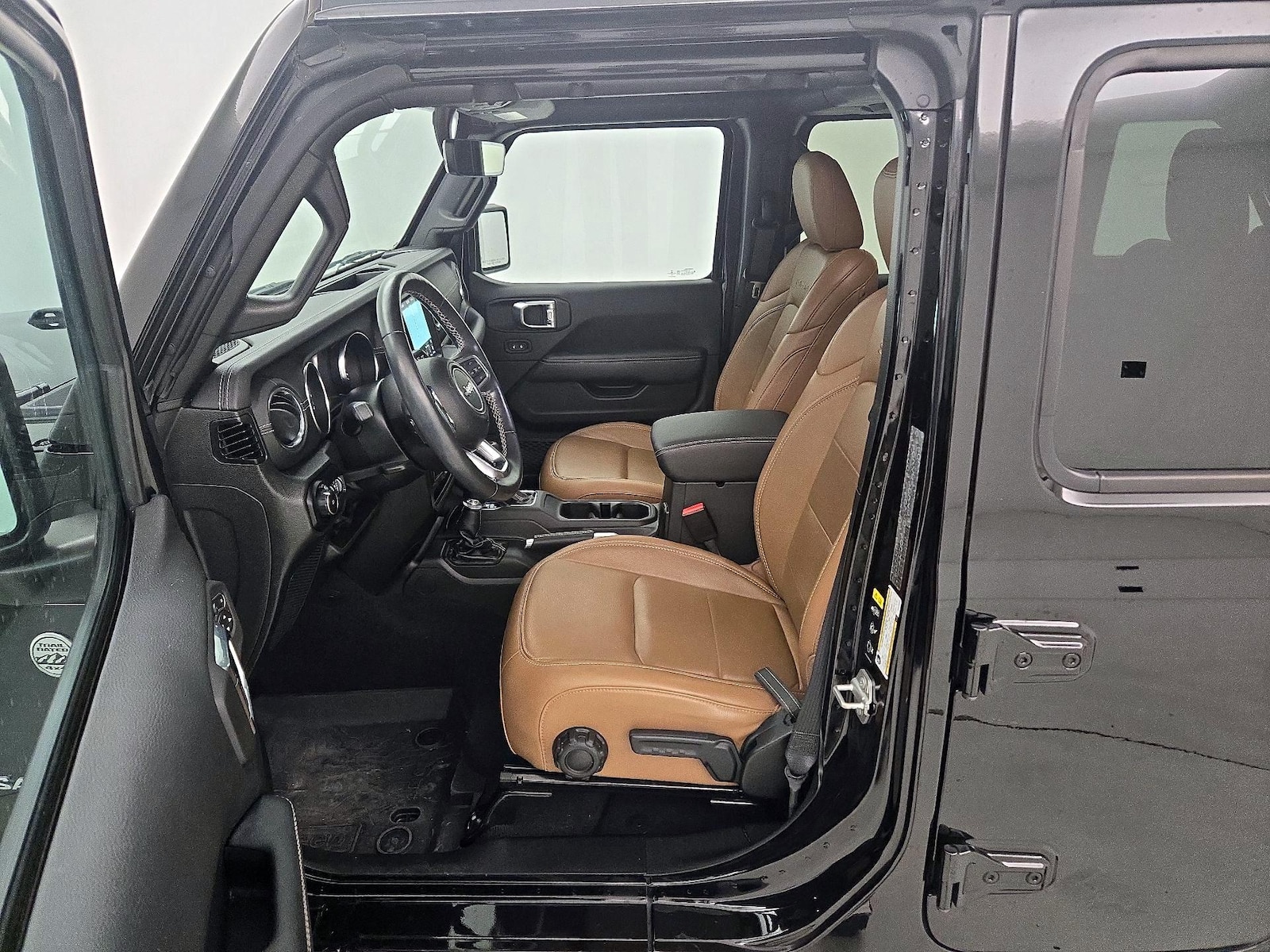 2022 Jeep Wrangler Unlimited Sahara - Photo 12