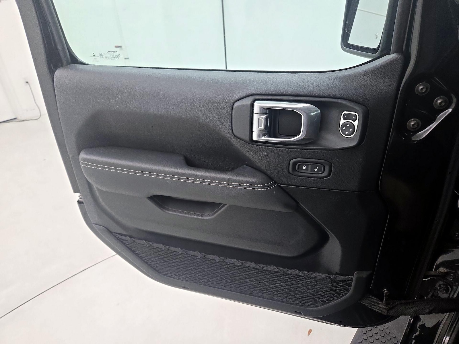 2022 Jeep Wrangler Unlimited Sahara - Photo 13