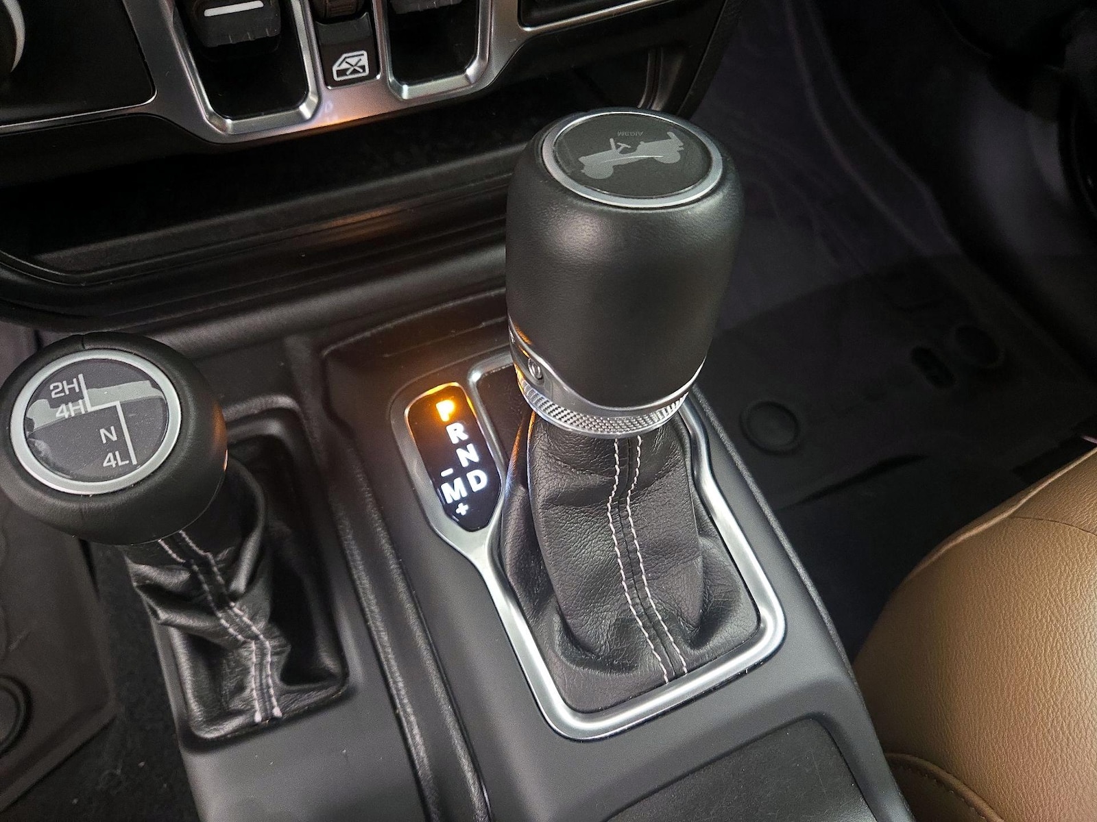 2022 Jeep Wrangler Unlimited Sahara - Photo 19