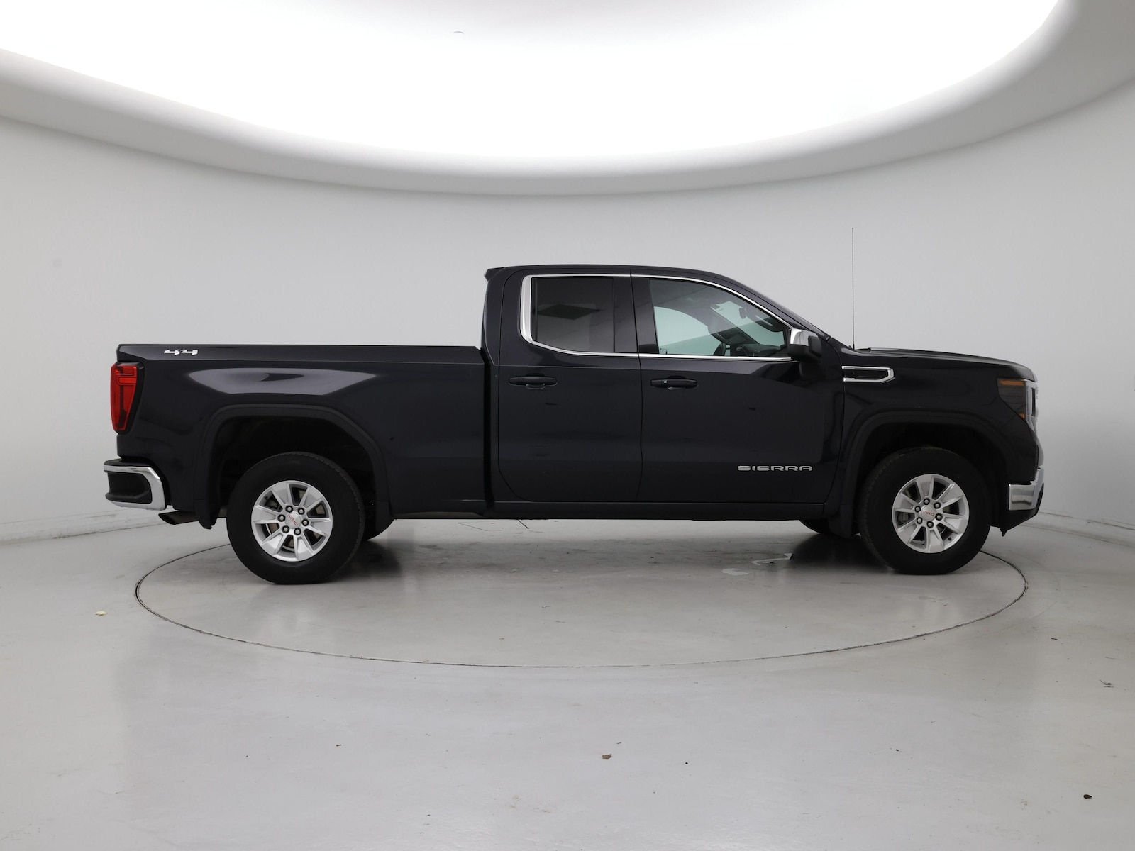2024 GMC Sierra 1500 SLE - Photo 8