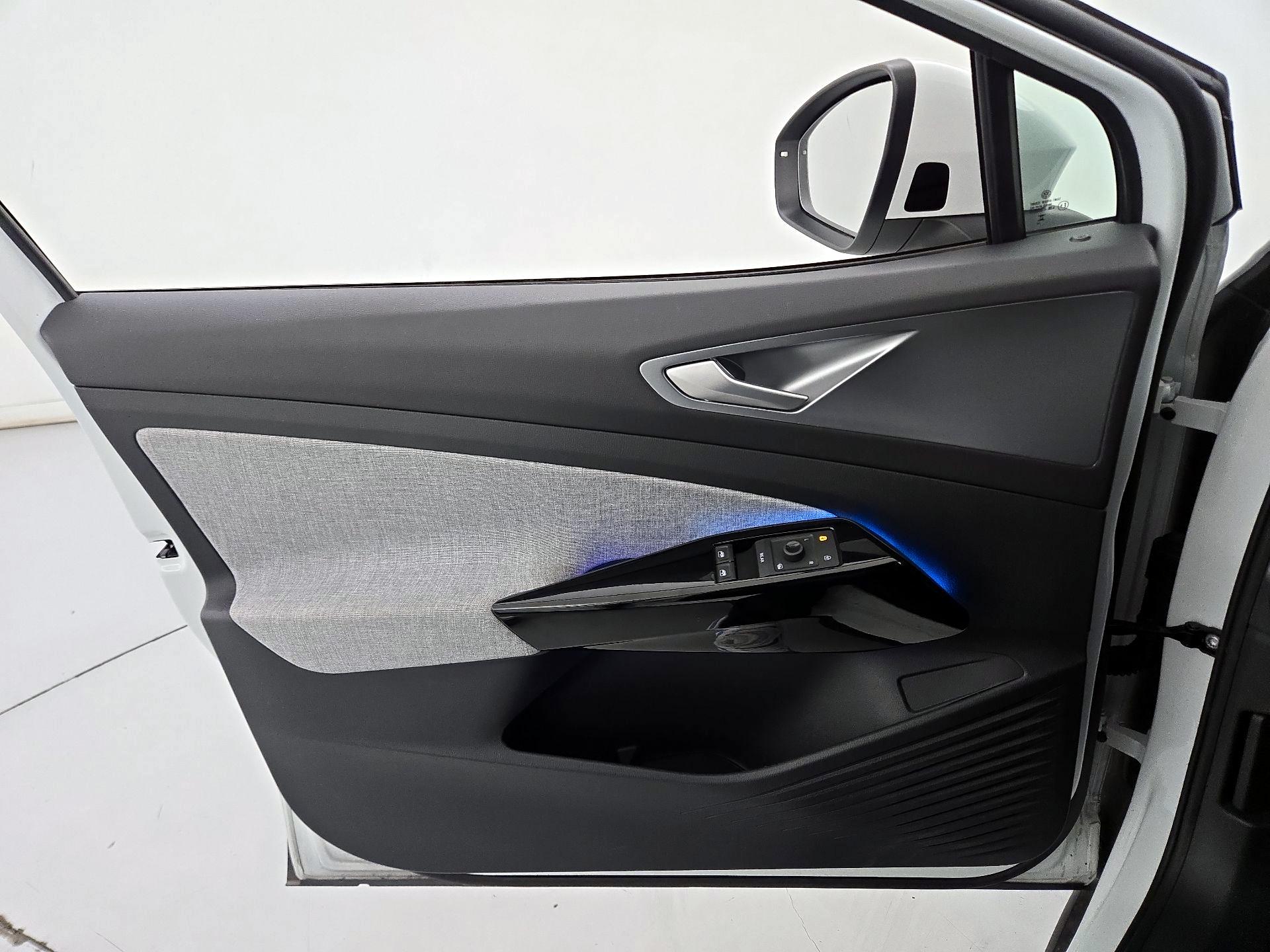 Thumbnail: 2024 Volkswagen ID.4 - 12