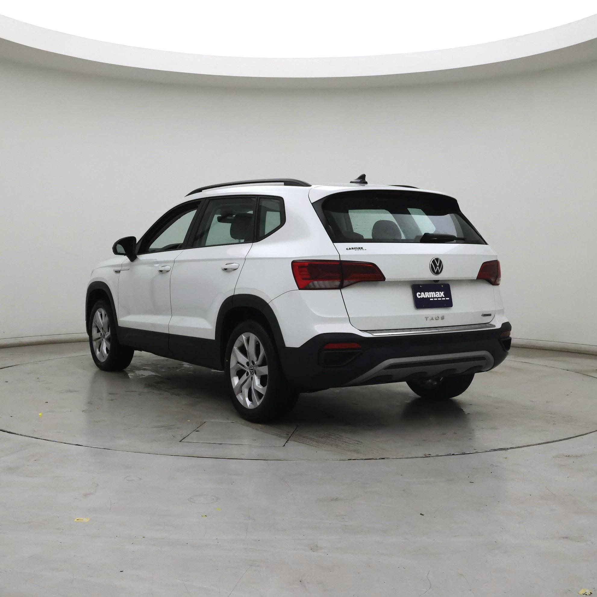 Thumbnail: 2023 Volkswagen Taos - 2