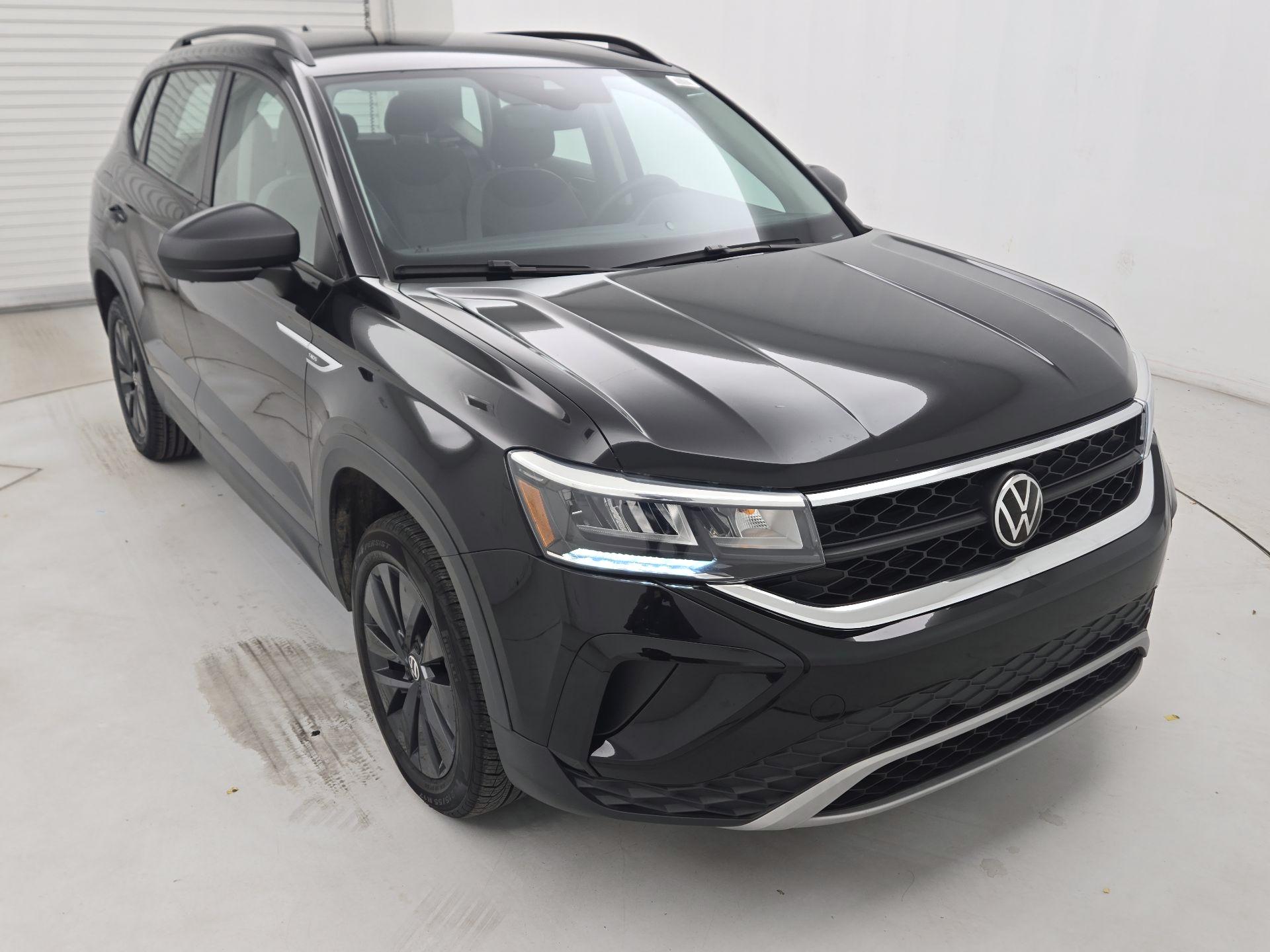 Thumbnail: 2024 Volkswagen Taos - 1