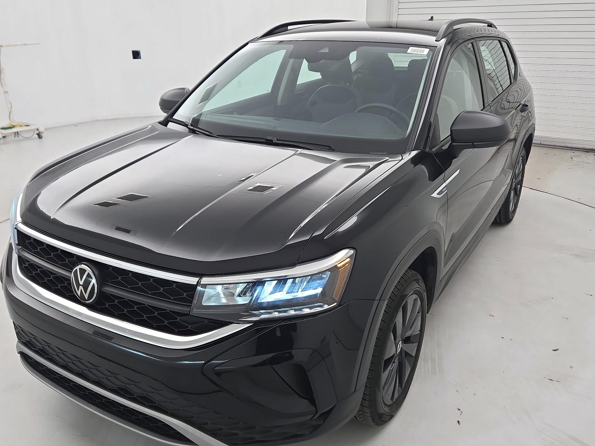 Thumbnail: 2024 Volkswagen Taos - 3