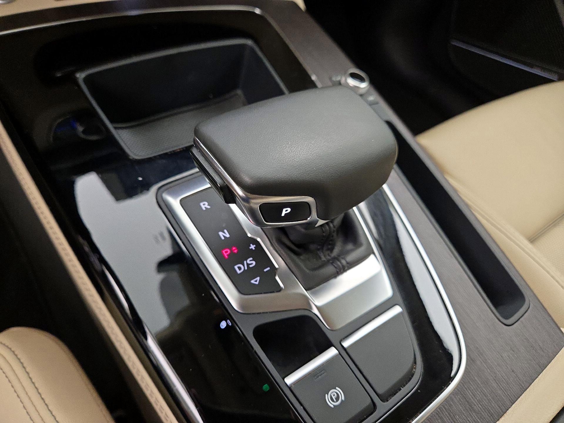 Thumbnail: 2023 Audi Q5 - 18